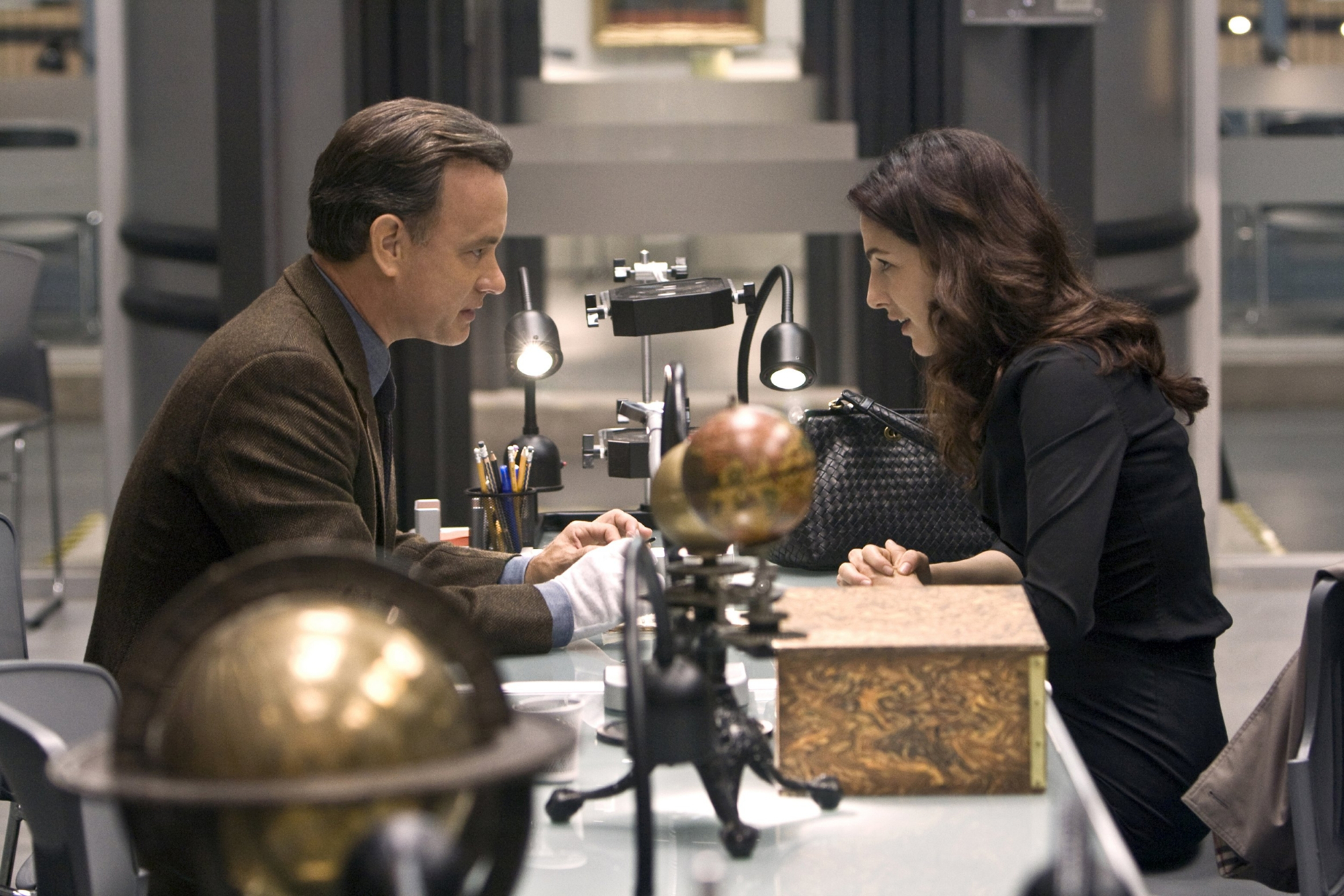 Tom Hanks in a scene from The Da Vinci Code HD Wallpaper