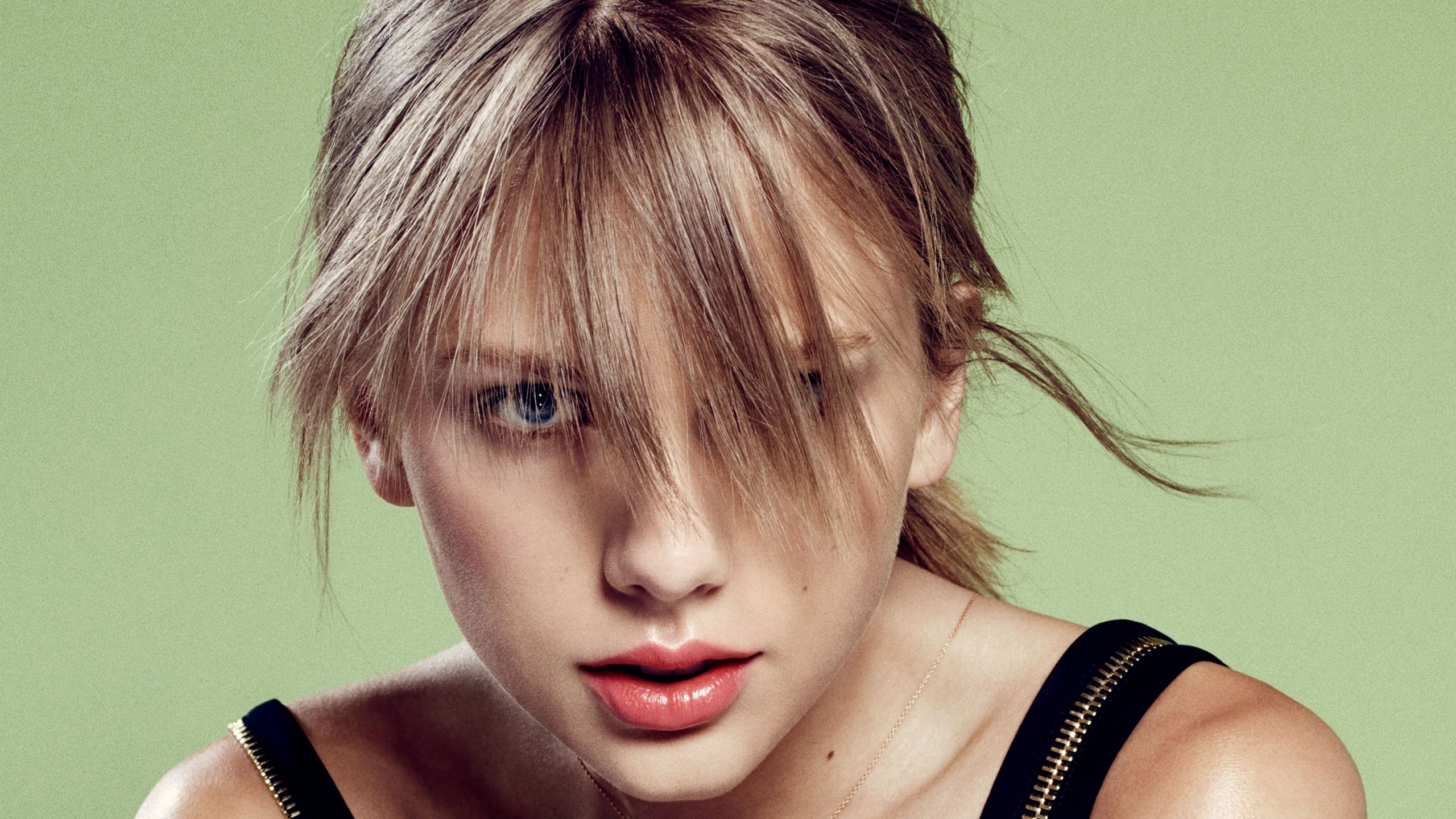 Taylor Swift HD Wallpaper