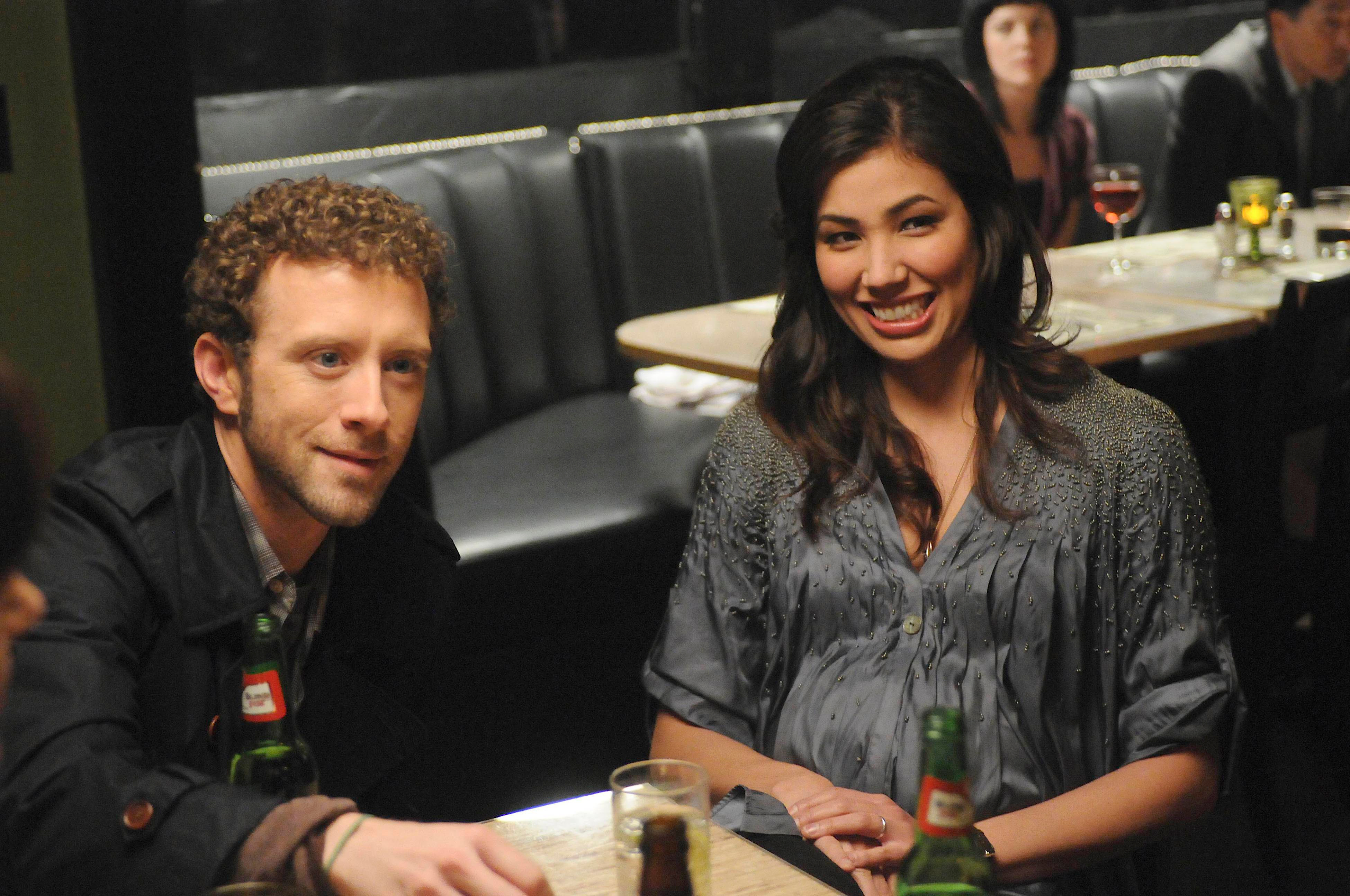 Michaela Conlin and man at bar HD Wallpaper