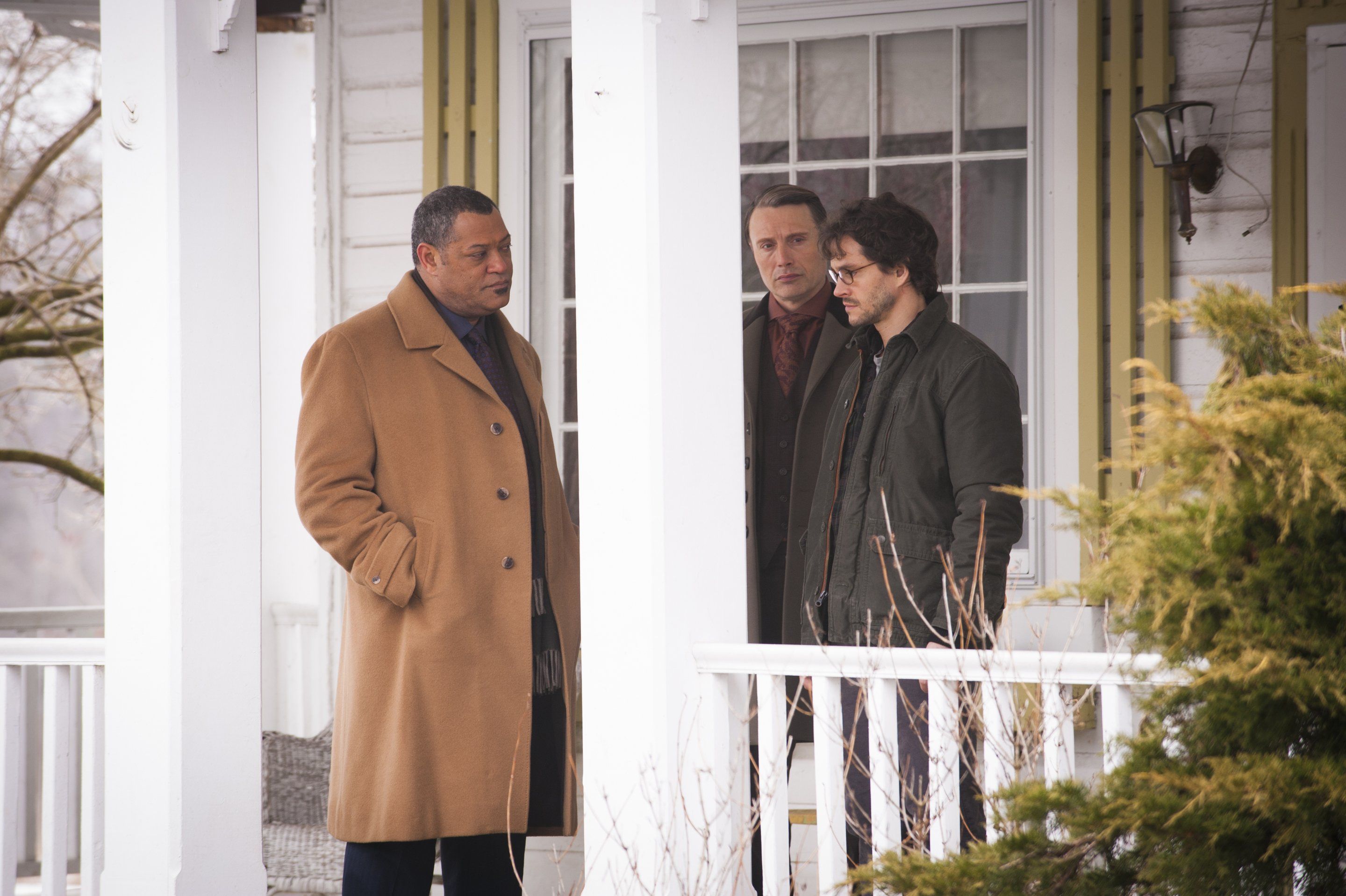 Laurence Fishburne, Mads Mikkelsen, and Hugh Dancy on porch HD Wallpaper
