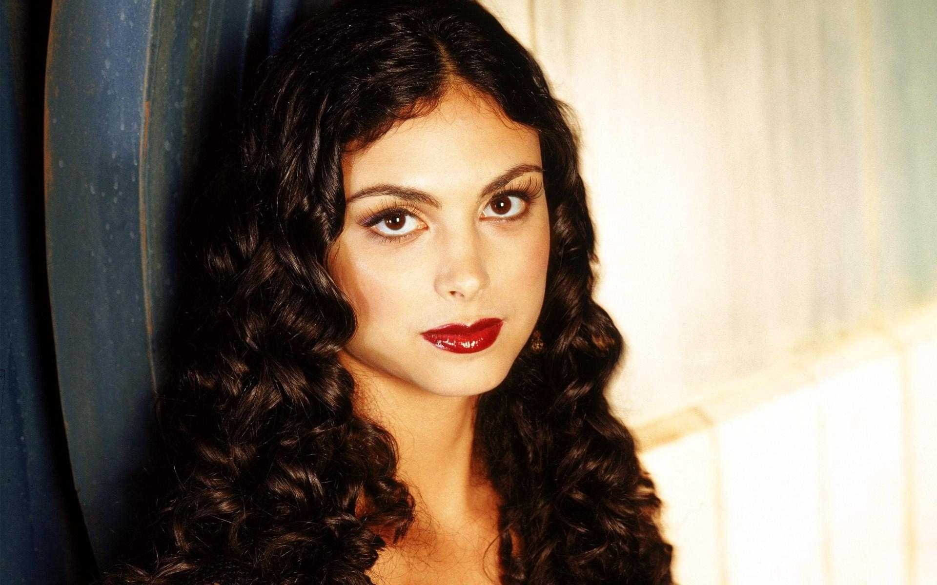 Morena Baccarin HD Wallpaper