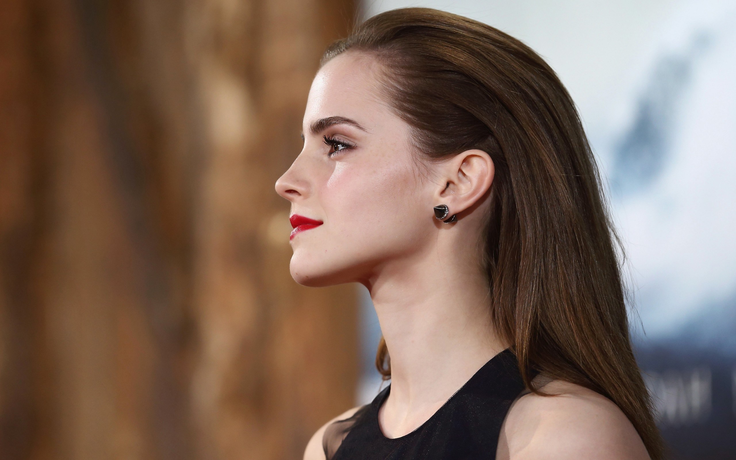 Emma Watson HD Wallpaper