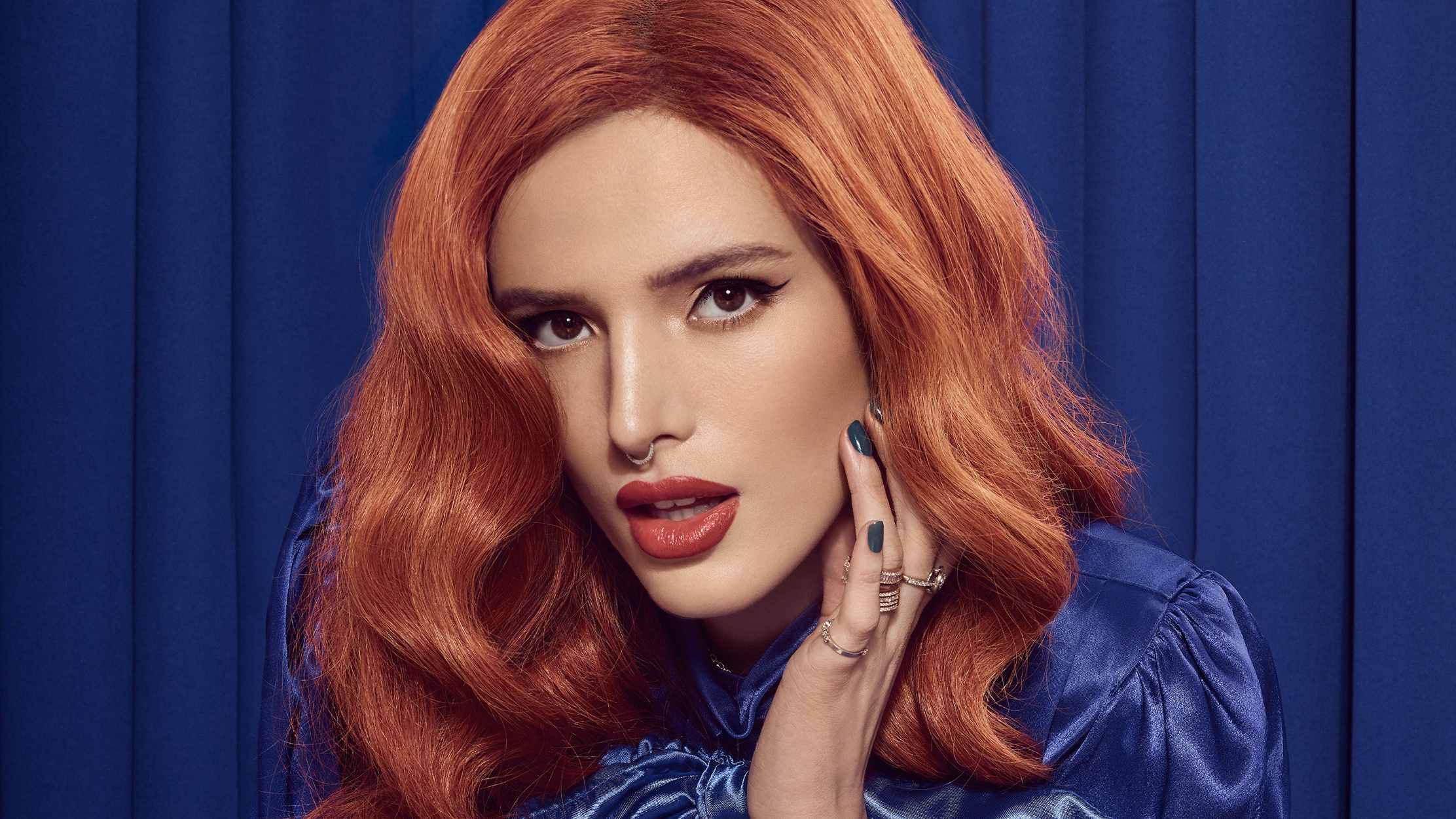 Bella Thorne HD Wallpaper