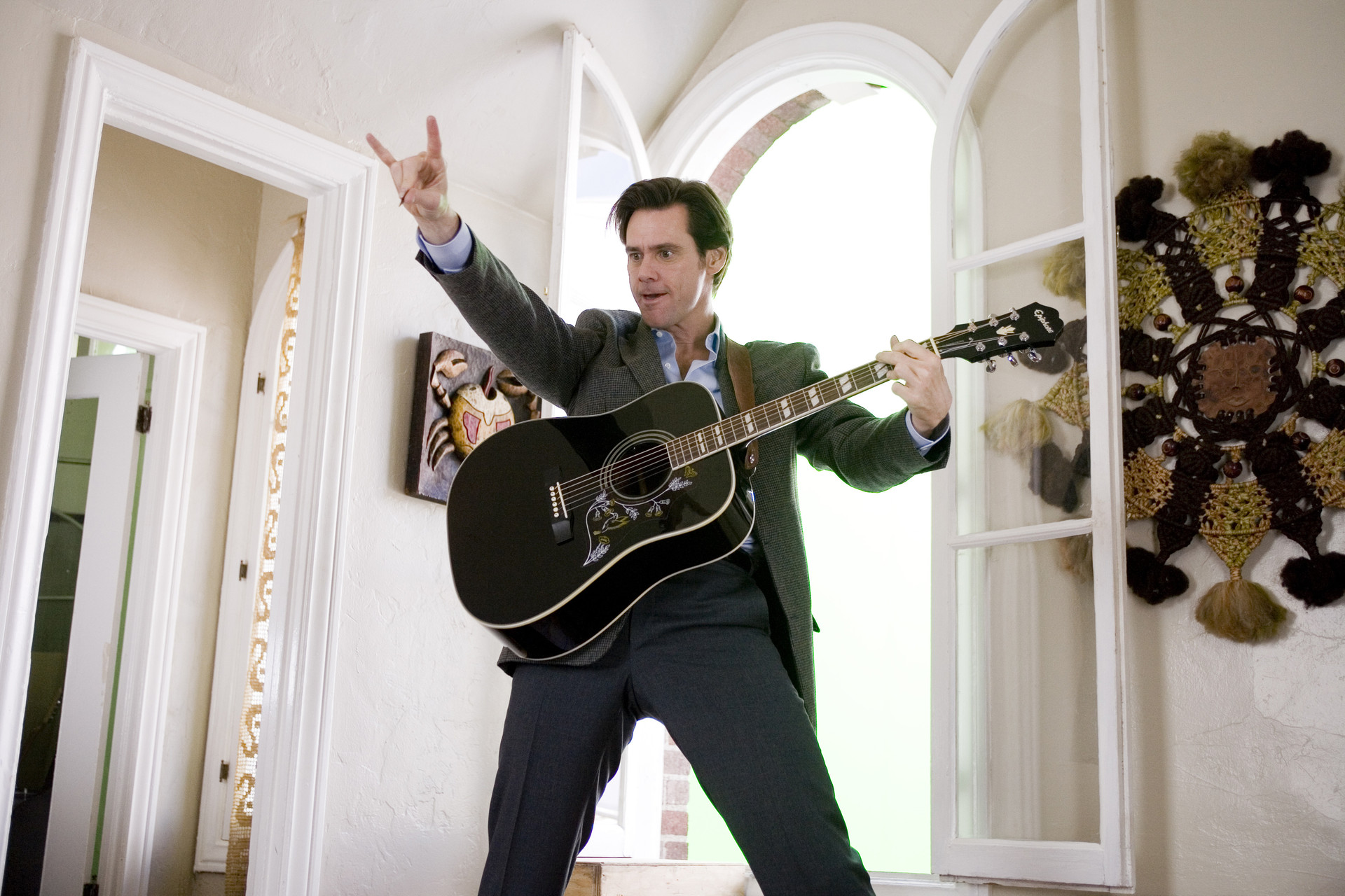 Jim Carrey playing guitar HD Wallpaper