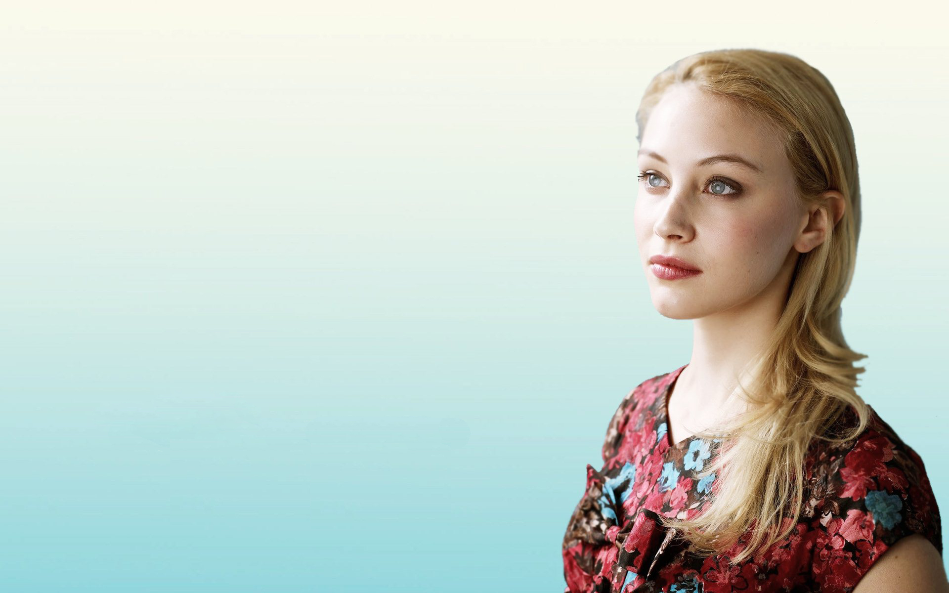 Sarah Gadon HD Wallpaper