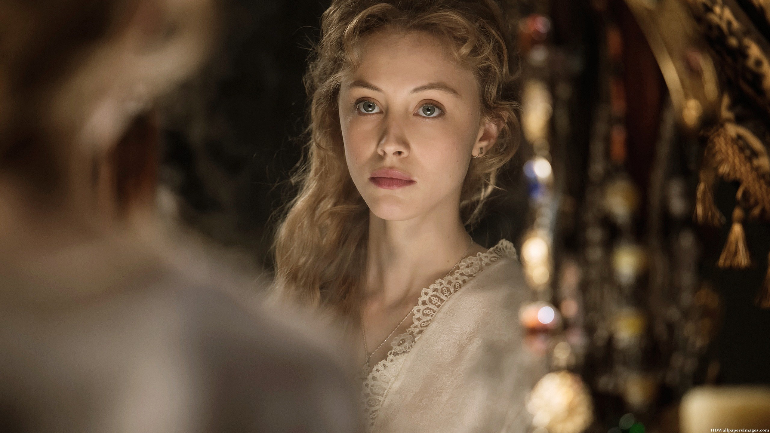 Sarah Gadon HD Wallpaper