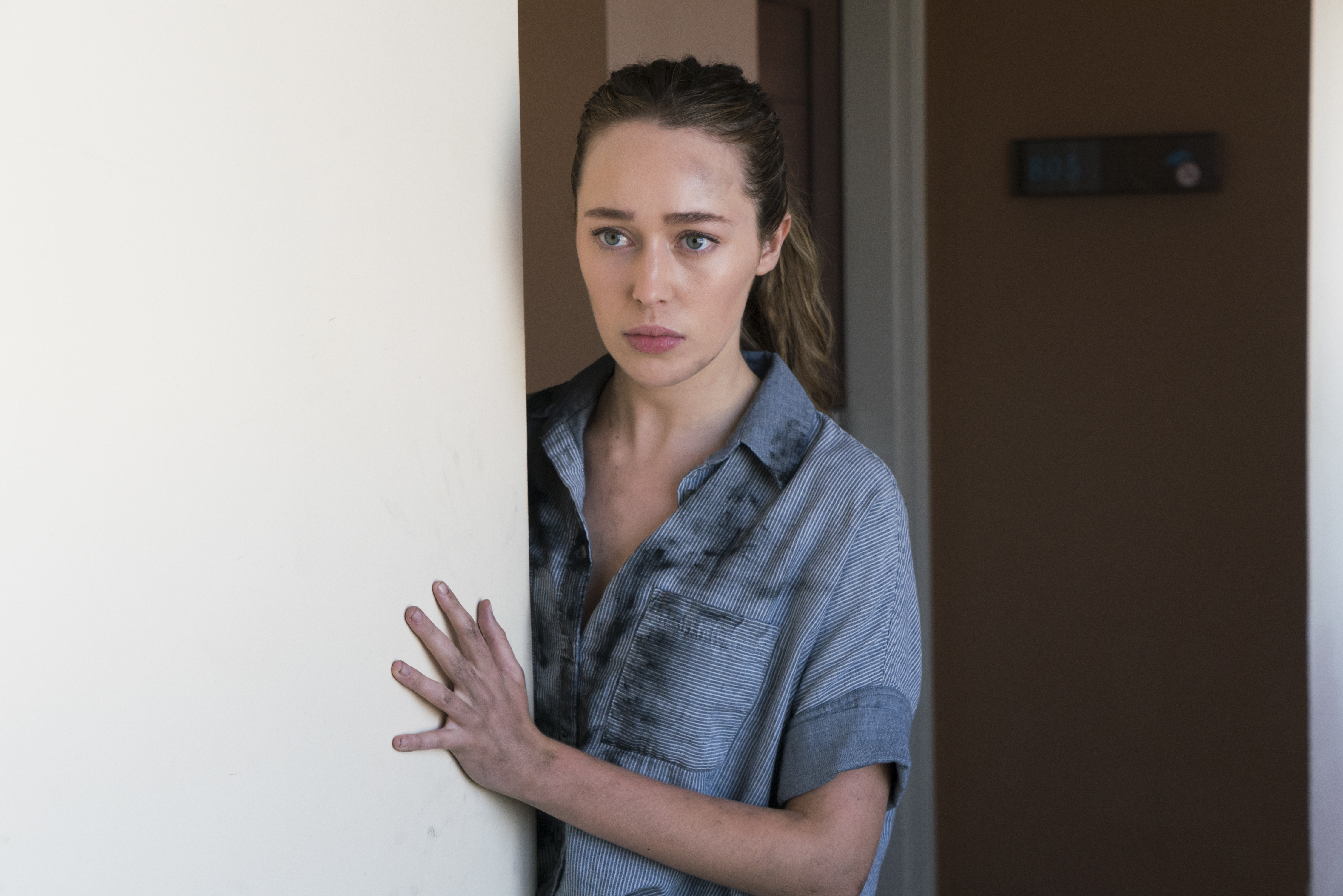 Alycia Debnam-Carey HD Wallpaper