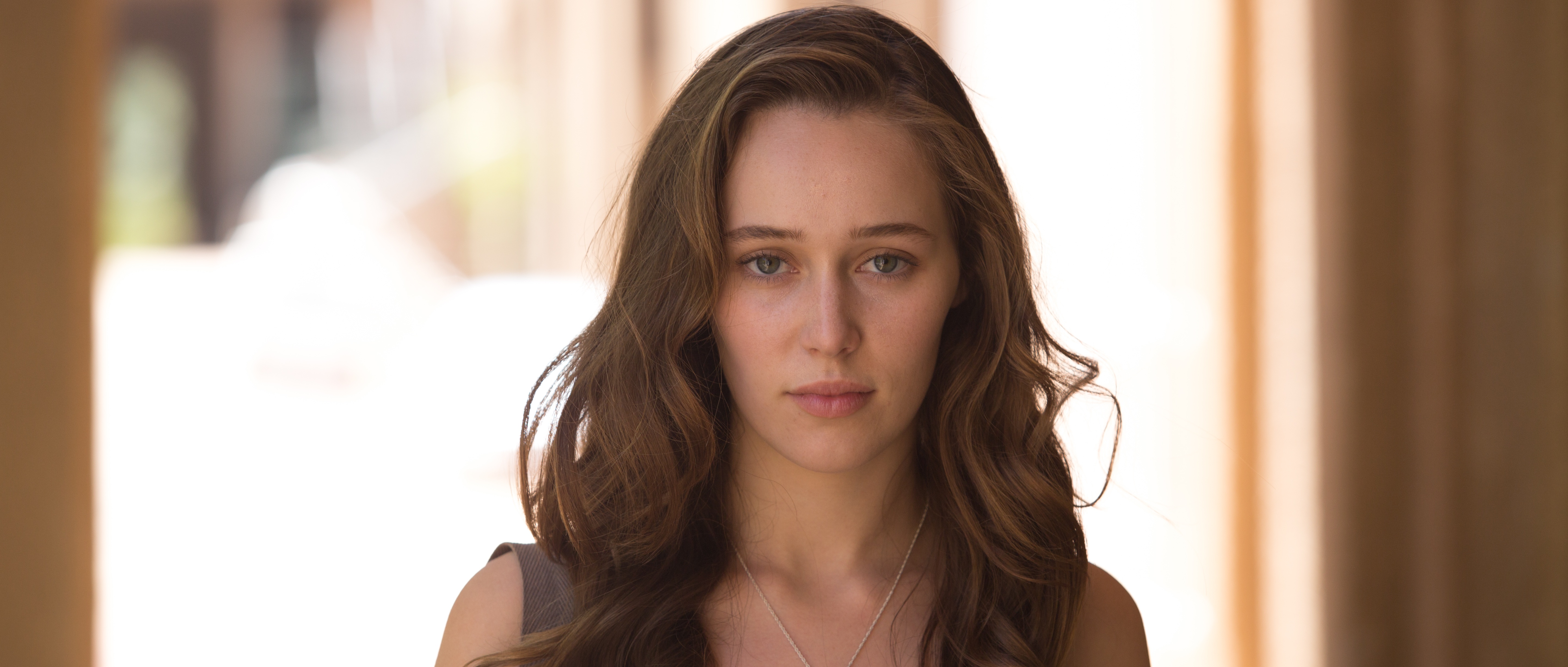 Alycia Debnam-Carey HD Wallpaper