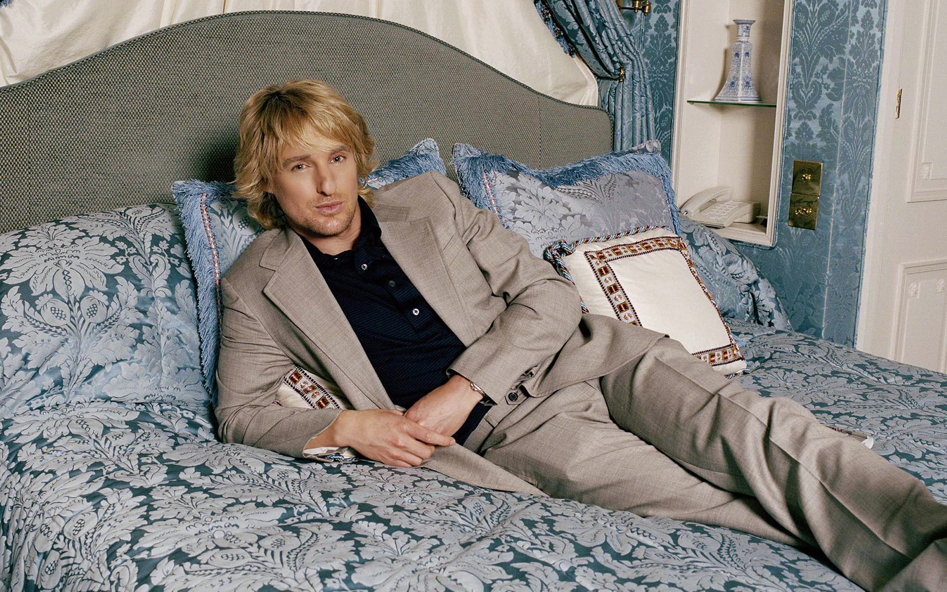 Owen Wilson lying on a bed HD Wallpaper