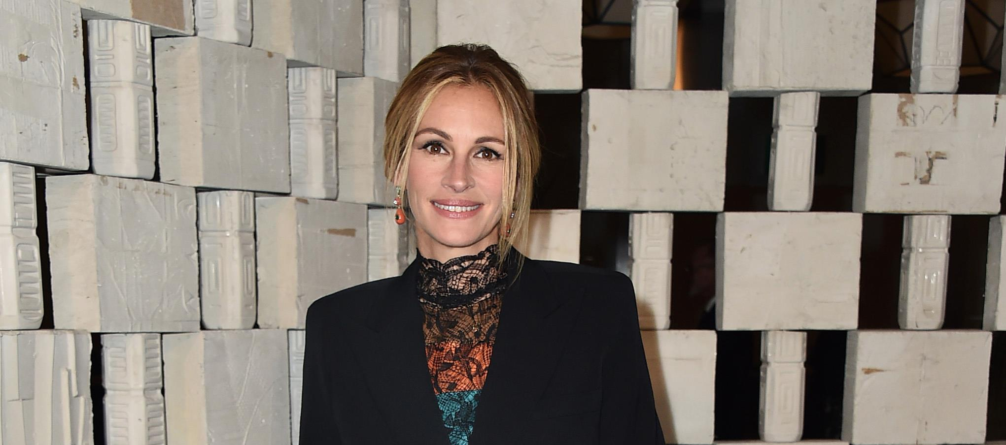 Julia Roberts HD Wallpaper