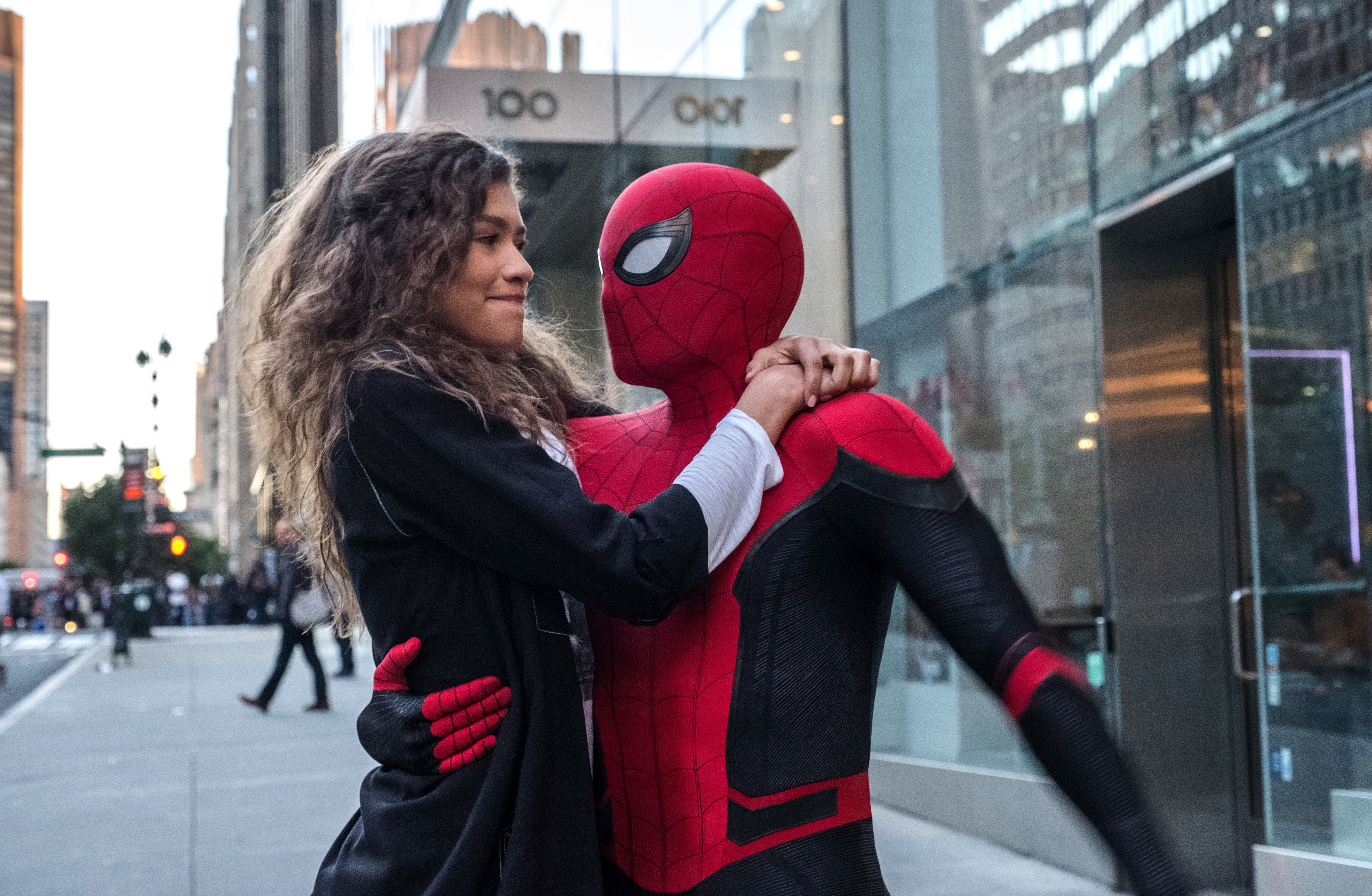 Spider-Man and Zendaya in New York City HD Wallpaper