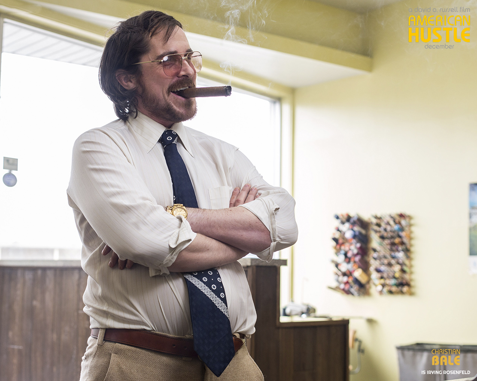Christian Bale as Irving Rosenfeld in American Hustle HD Wallpaper