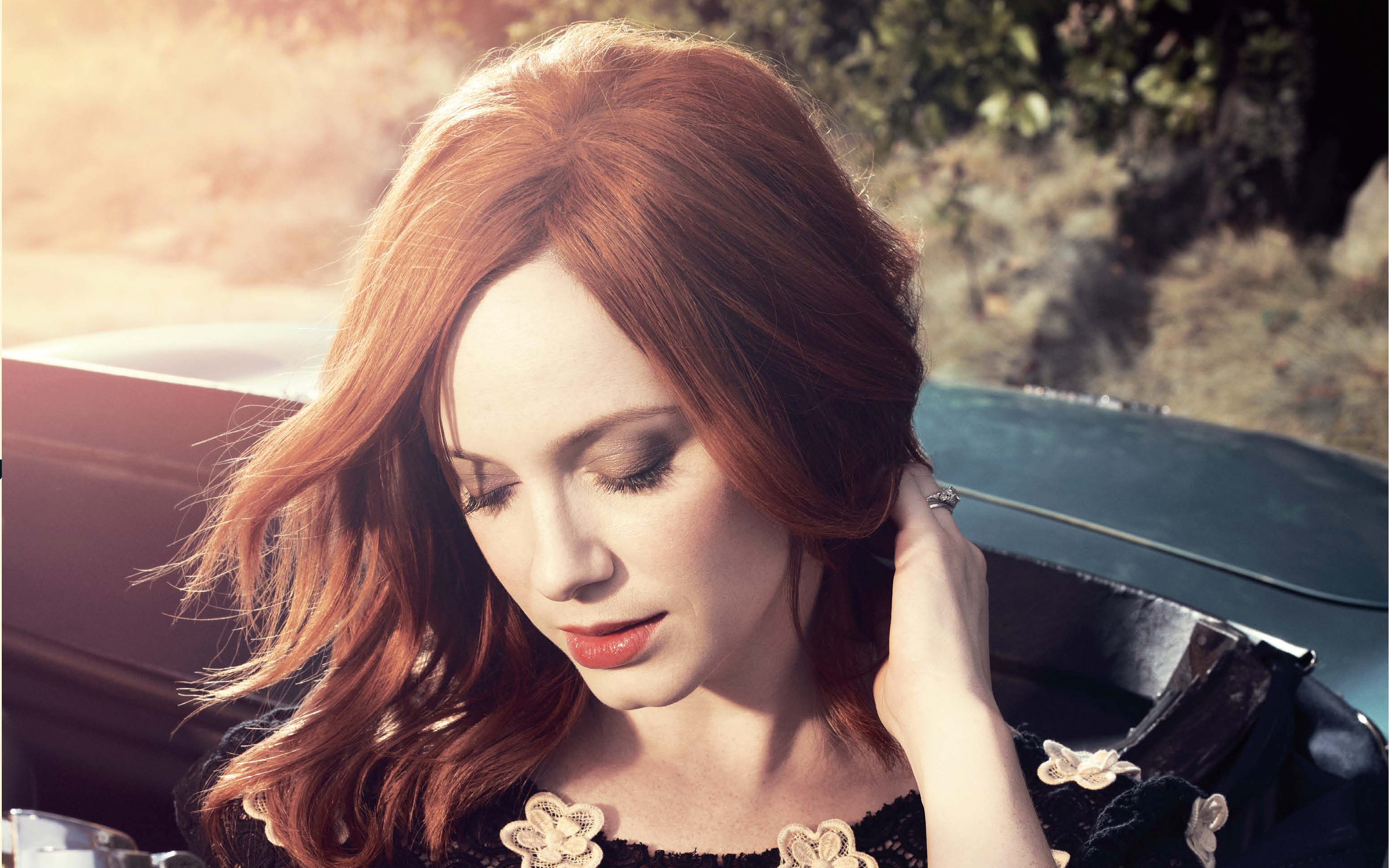 Christina Hendricks HD Wallpaper