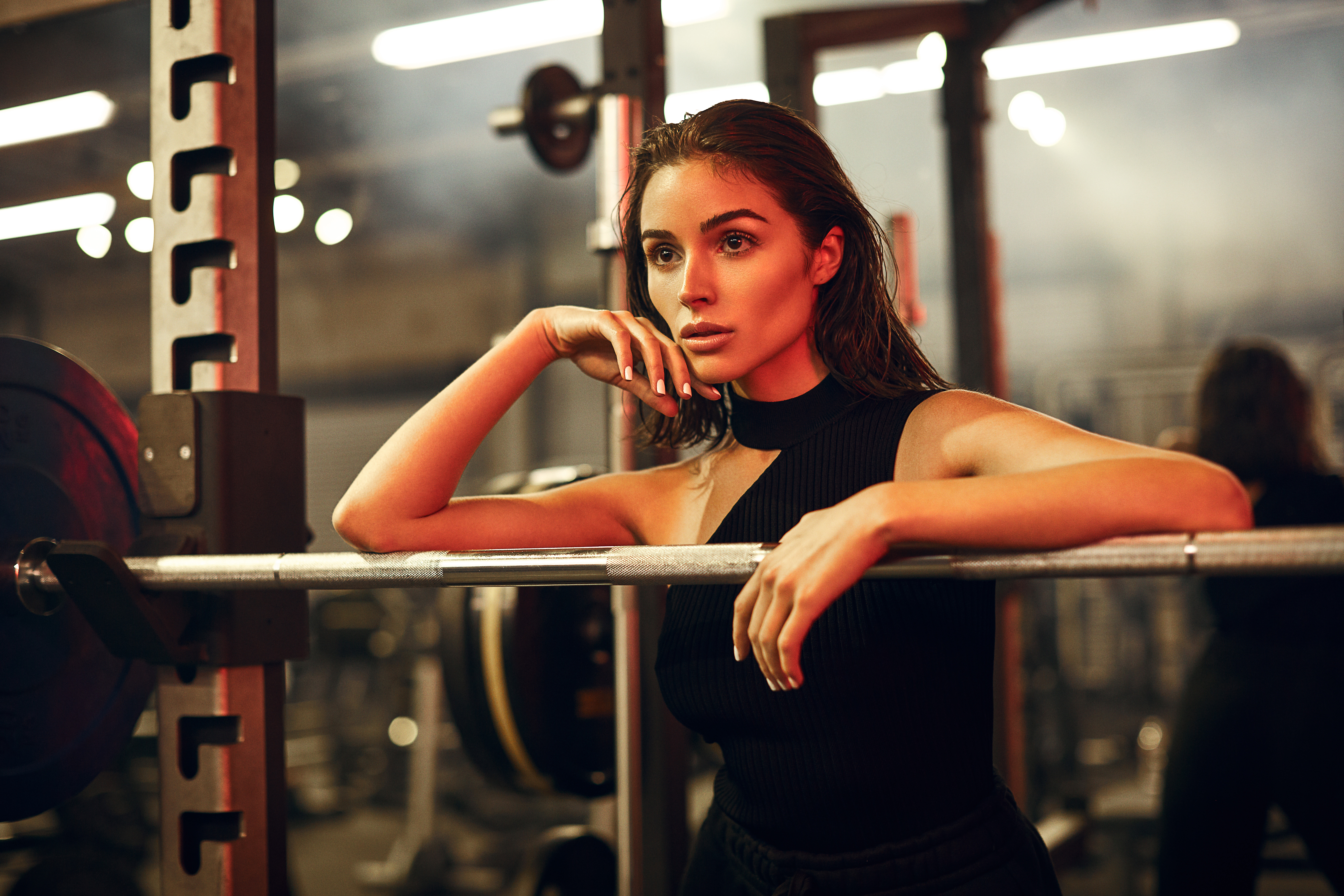 Olivia Culpo in a gym HD Wallpaper
