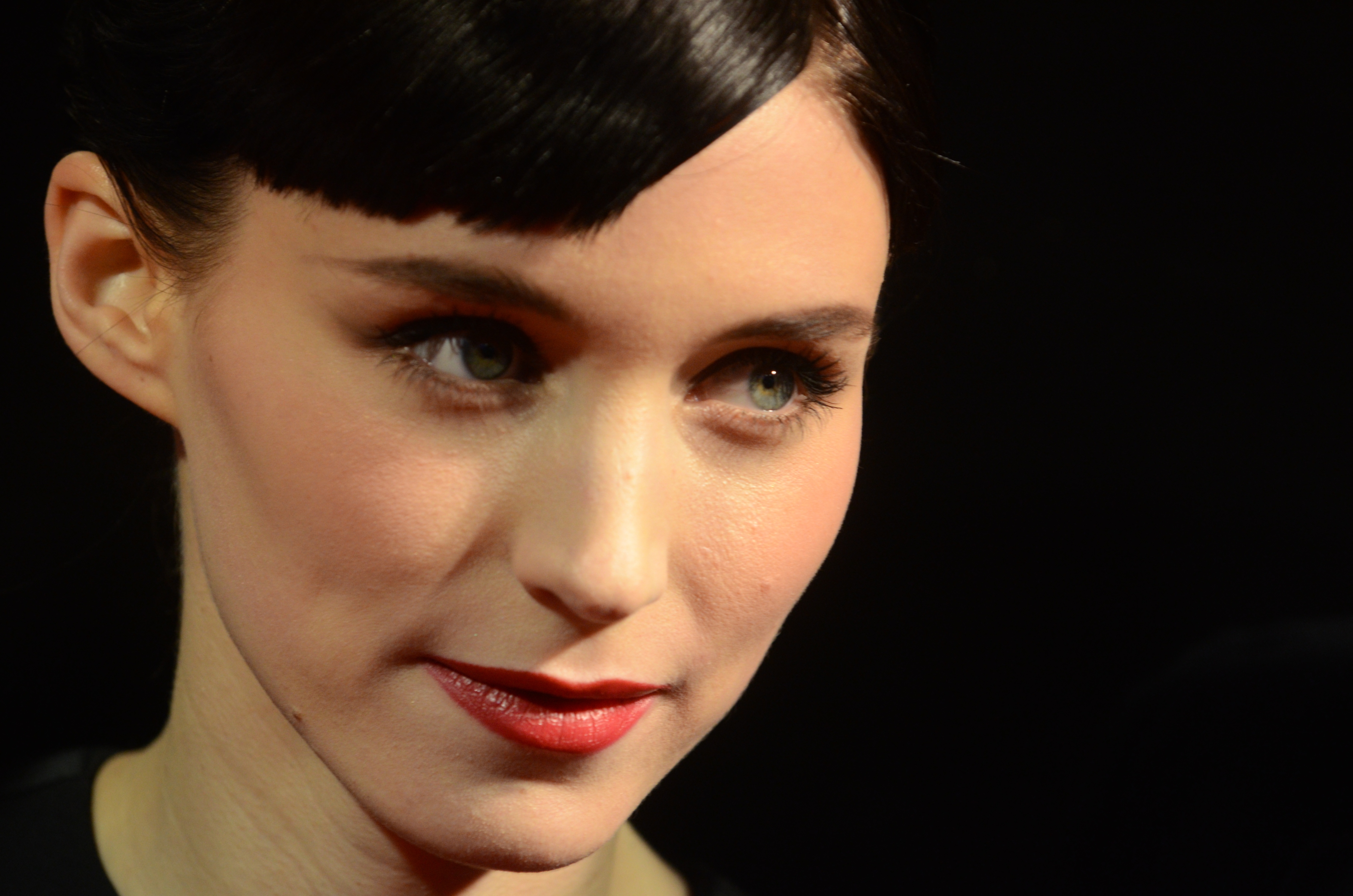 Rooney Mara HD Wallpaper