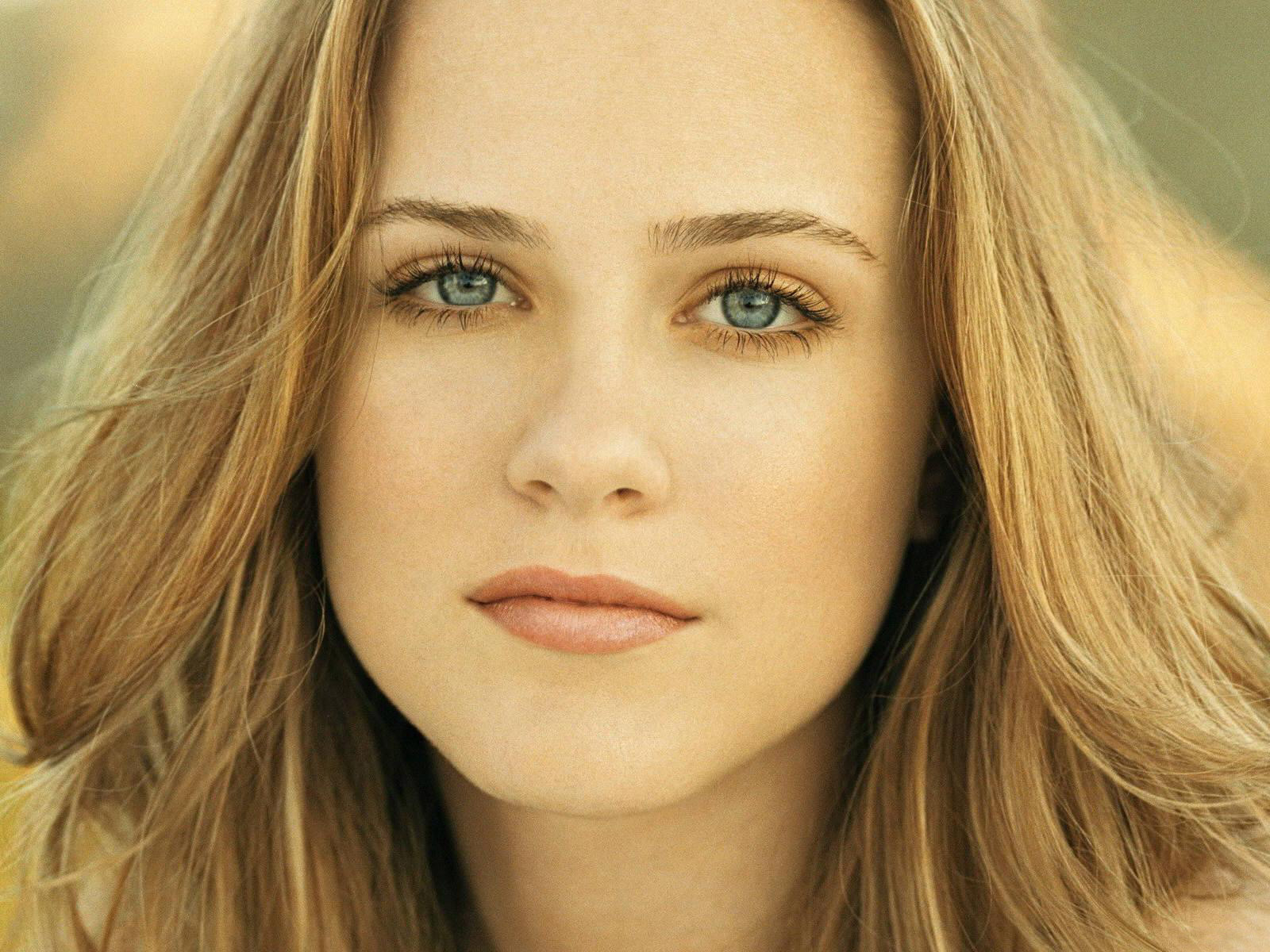 Evan Rachel Wood HD Wallpaper