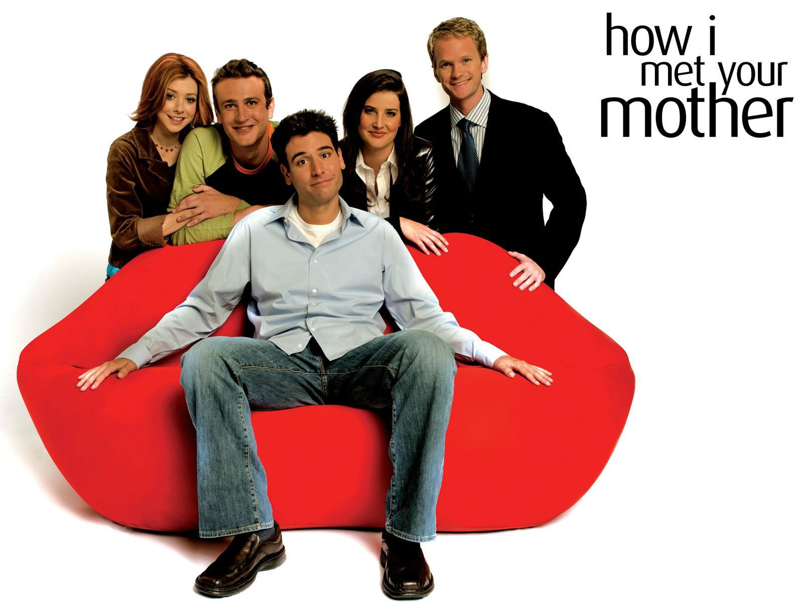 How I Met Your Mother cast on red couch HD Wallpaper