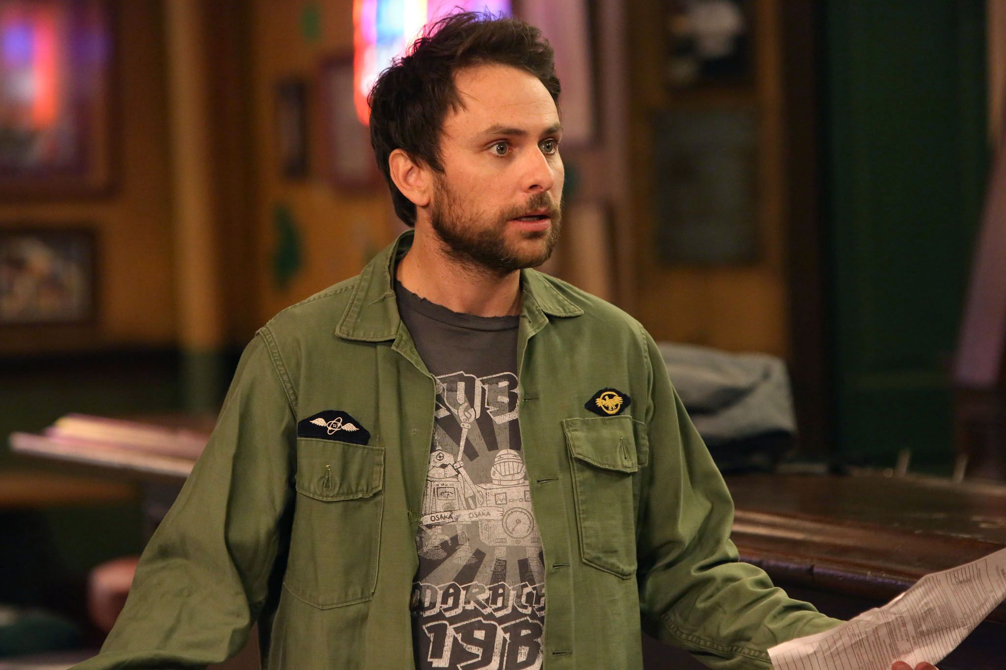 Charlie Day in a green jacket HD Wallpaper
