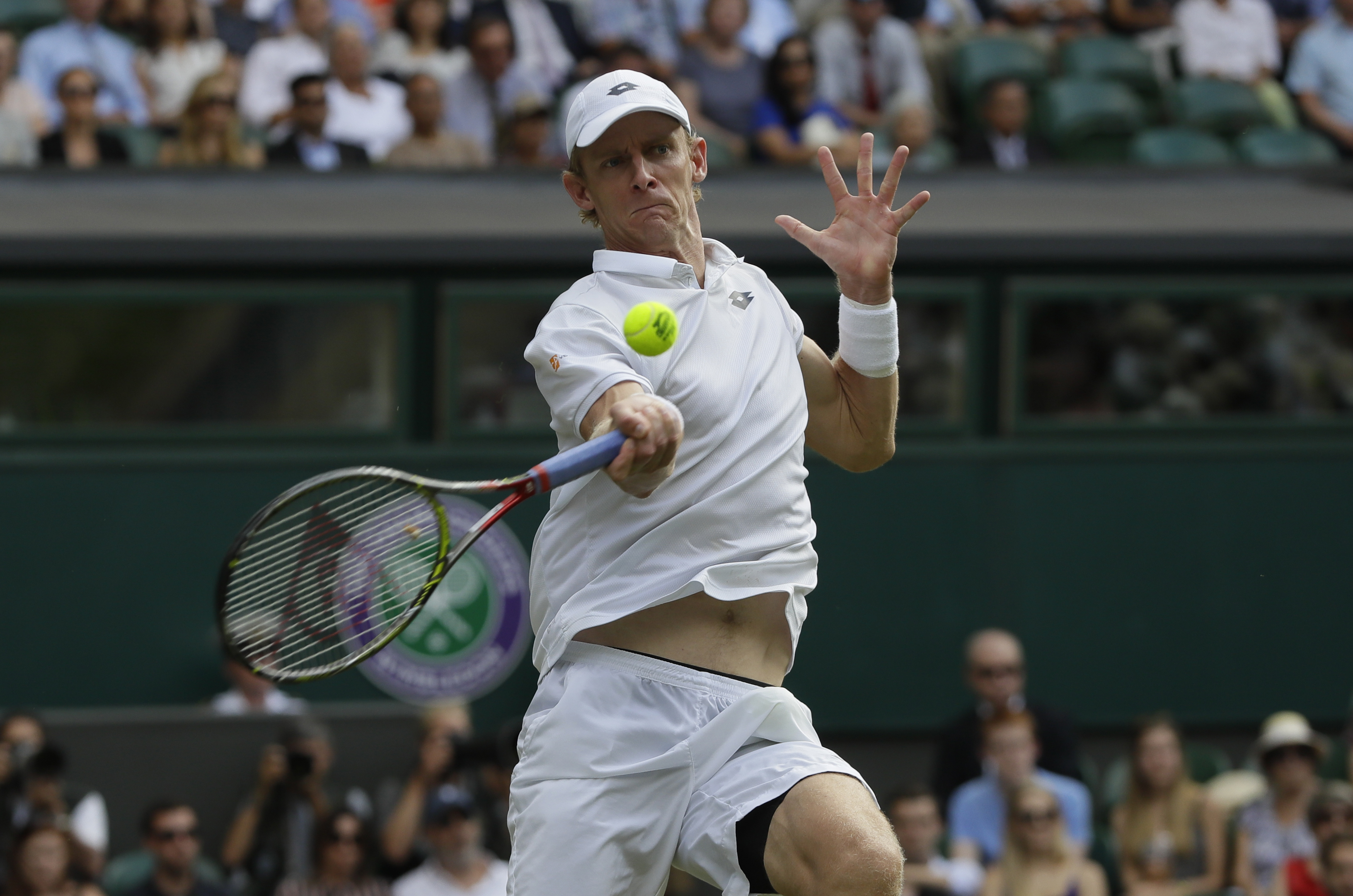 Kevin Anderson playing tennis at Wimbledon HD Wallpaper