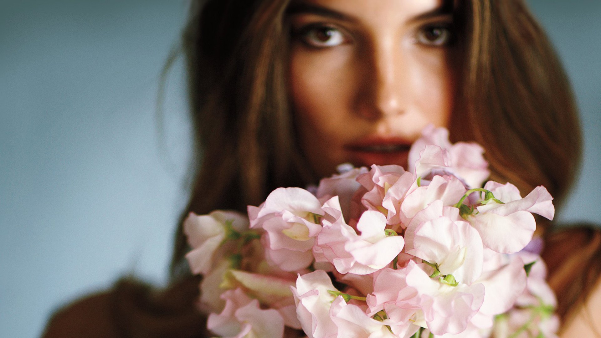 Lily Aldridge with pink flowers HD Wallpaper