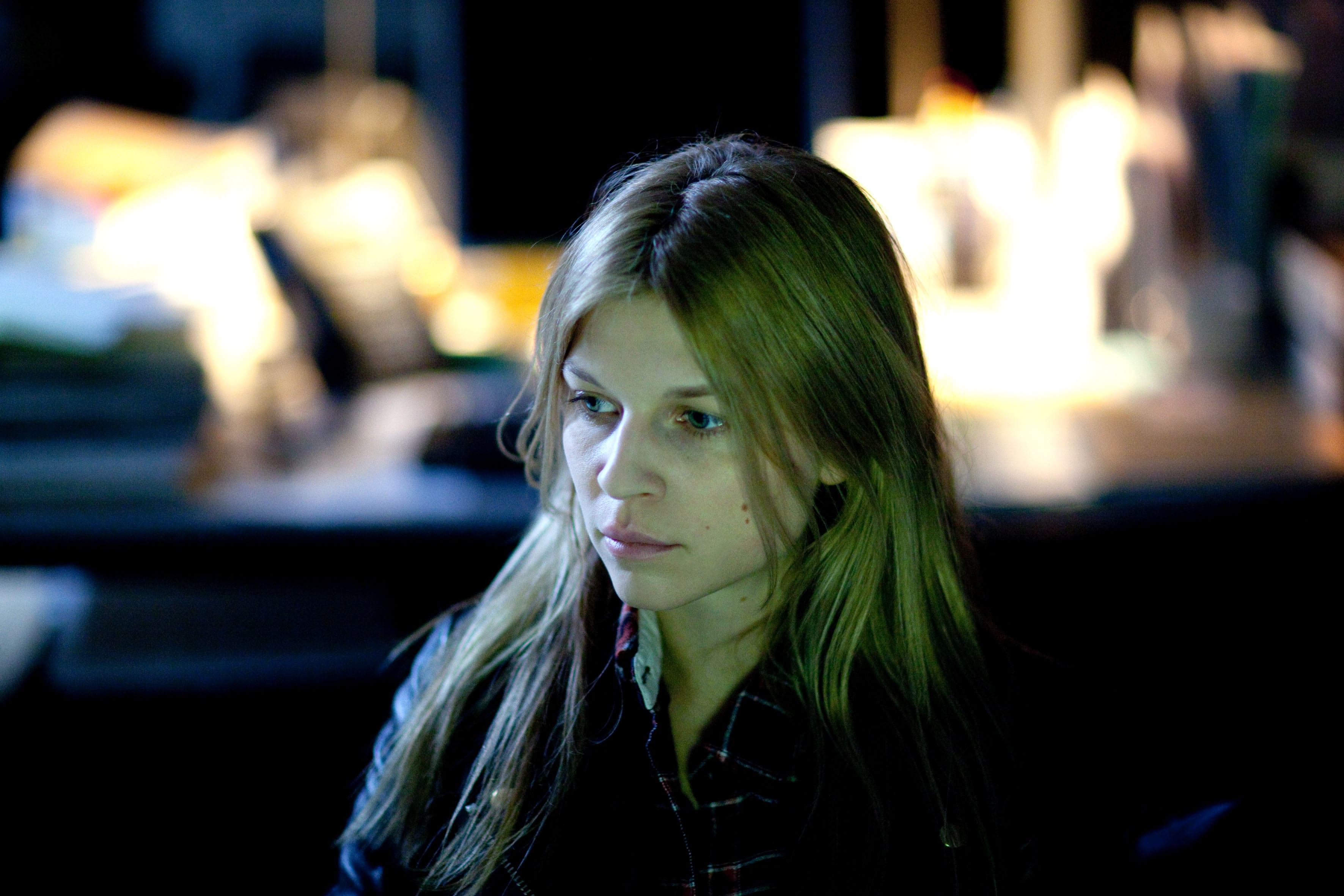 Clémence Poésy HD Wallpaper