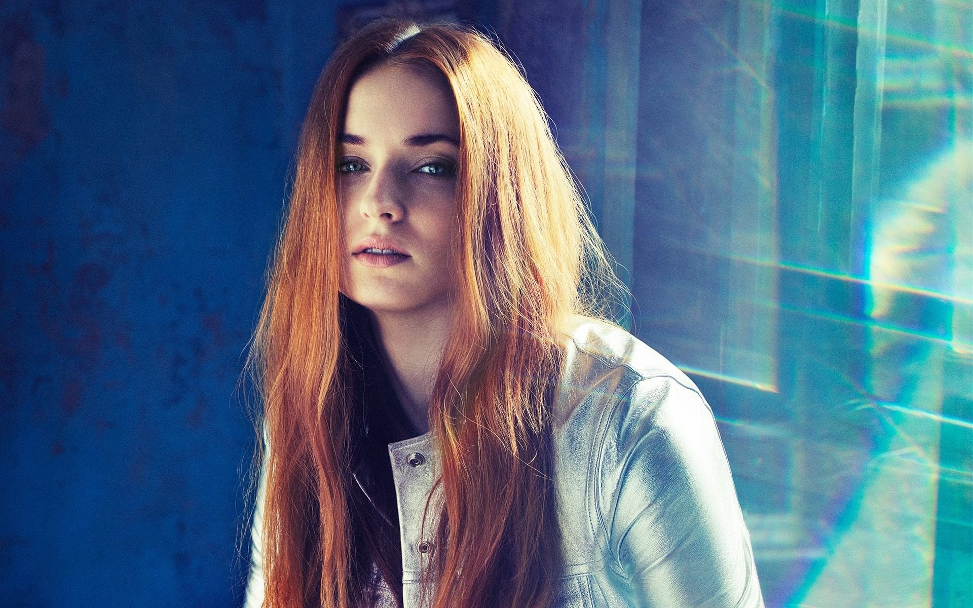 Sophie Turner HD Wallpaper