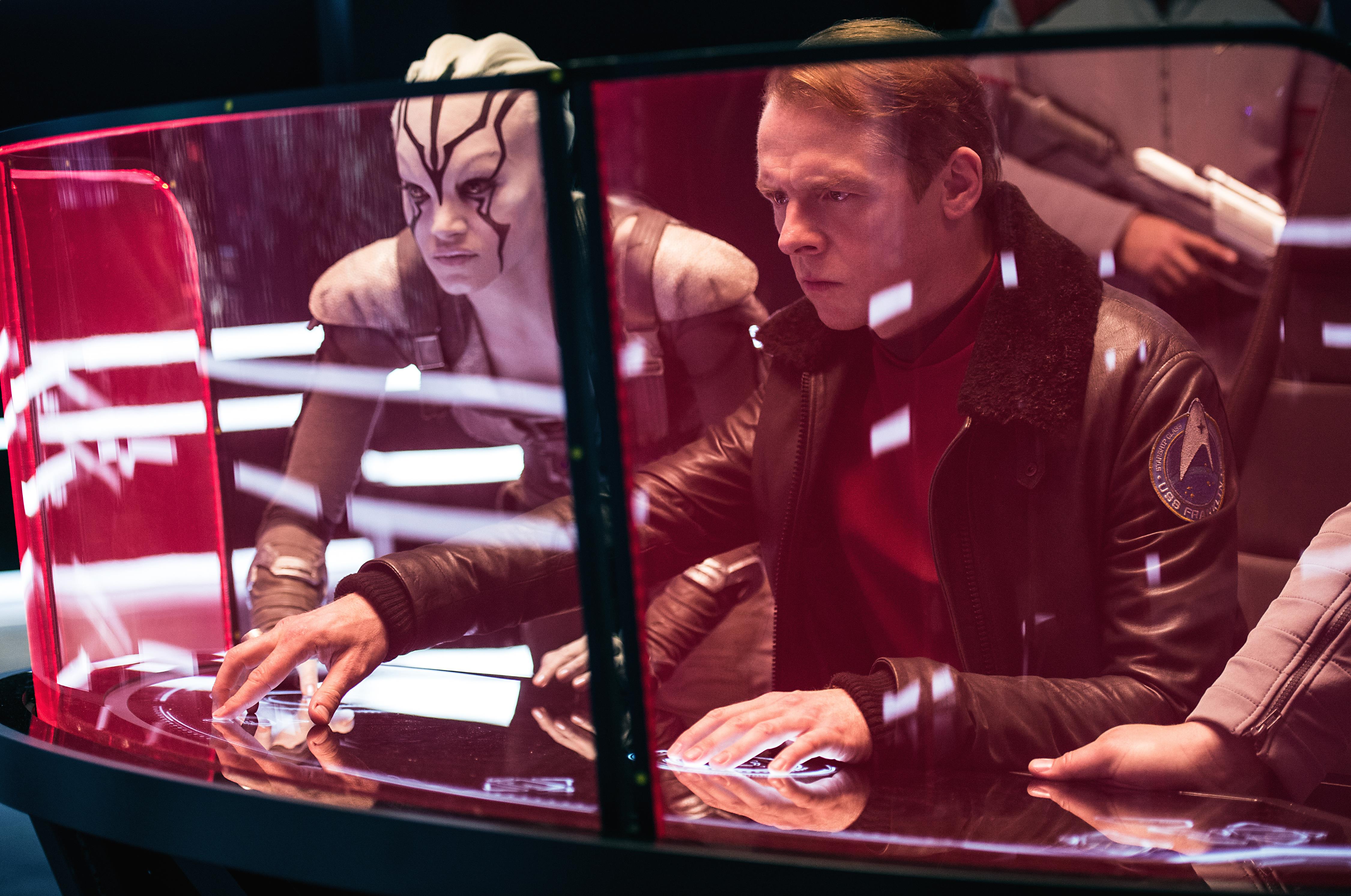 Sofia Boutella and Simon Pegg in Star Trek HD Wallpaper