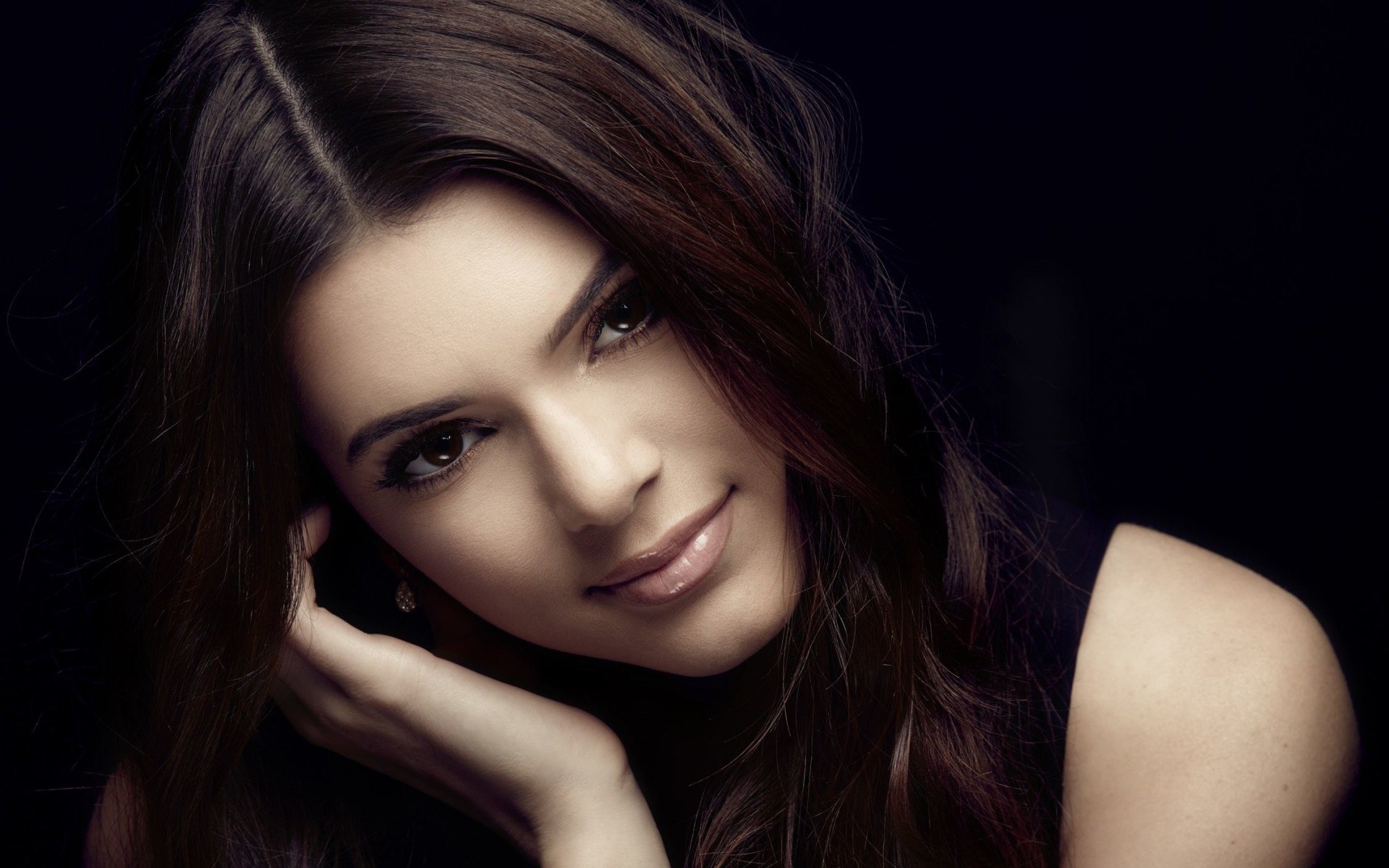 Woman with dark hair posing HD Wallpaper