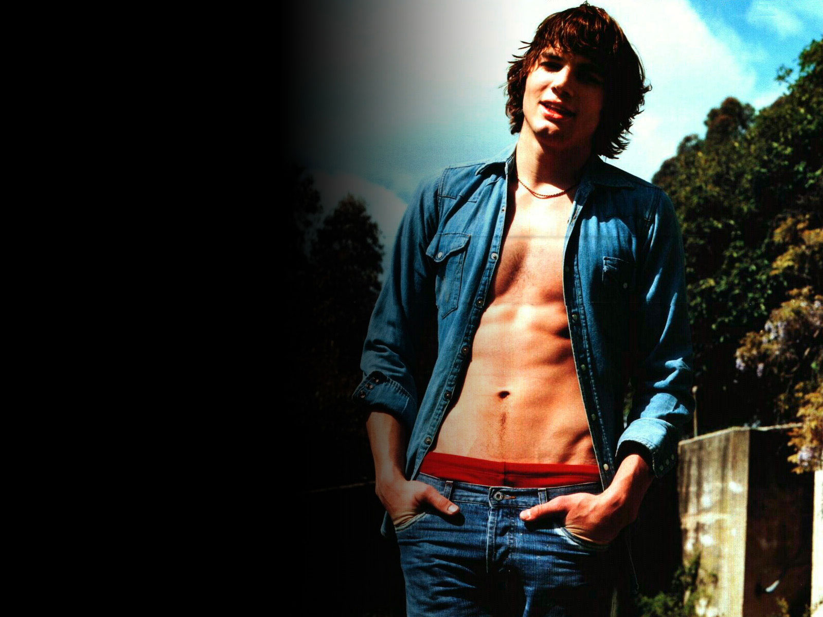 Ashton Kutcher shirtless in denim shirt HD Wallpaper