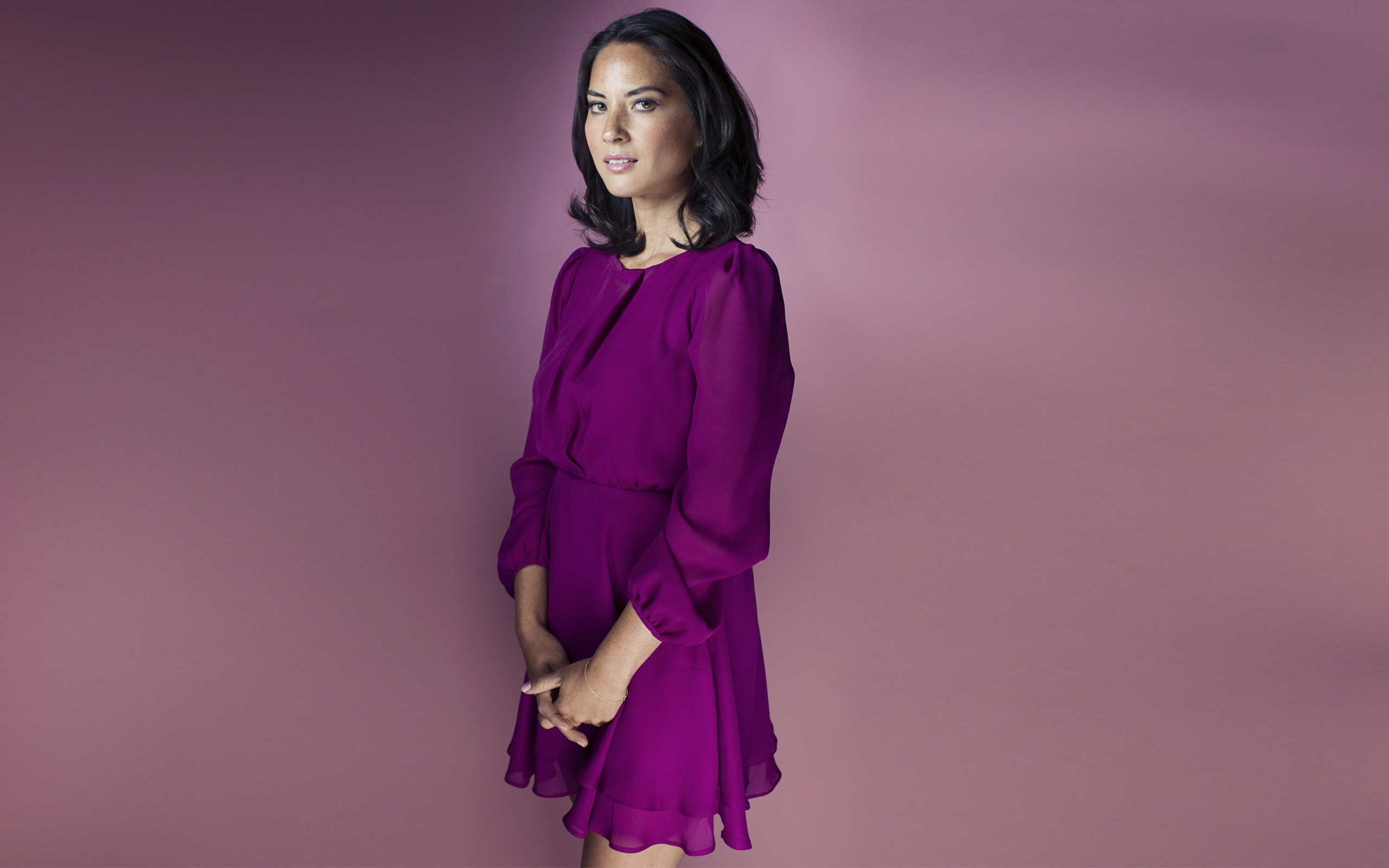 Olivia Munn HD Wallpaper