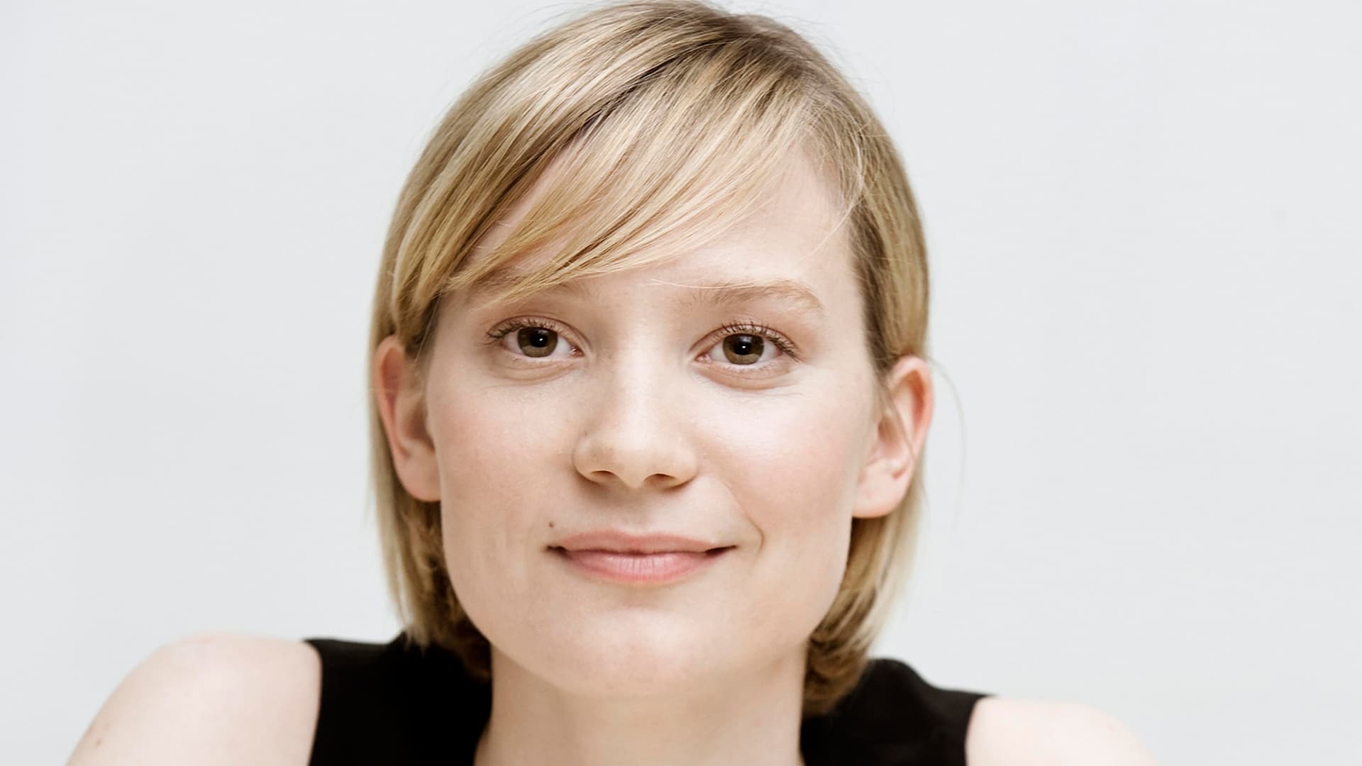 Mia Wasikowska HD Wallpaper