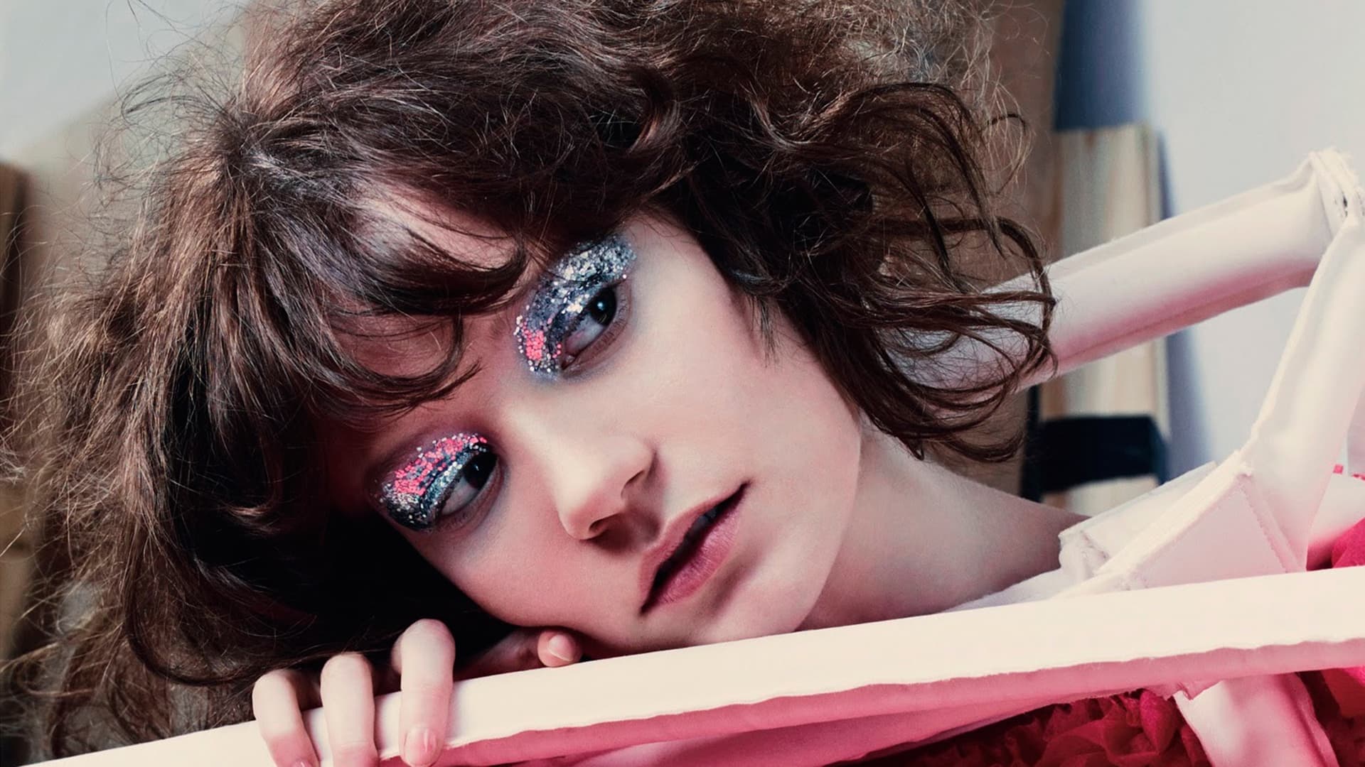 Mia Wasikowska with Glitter Eyeshadow HD Wallpaper