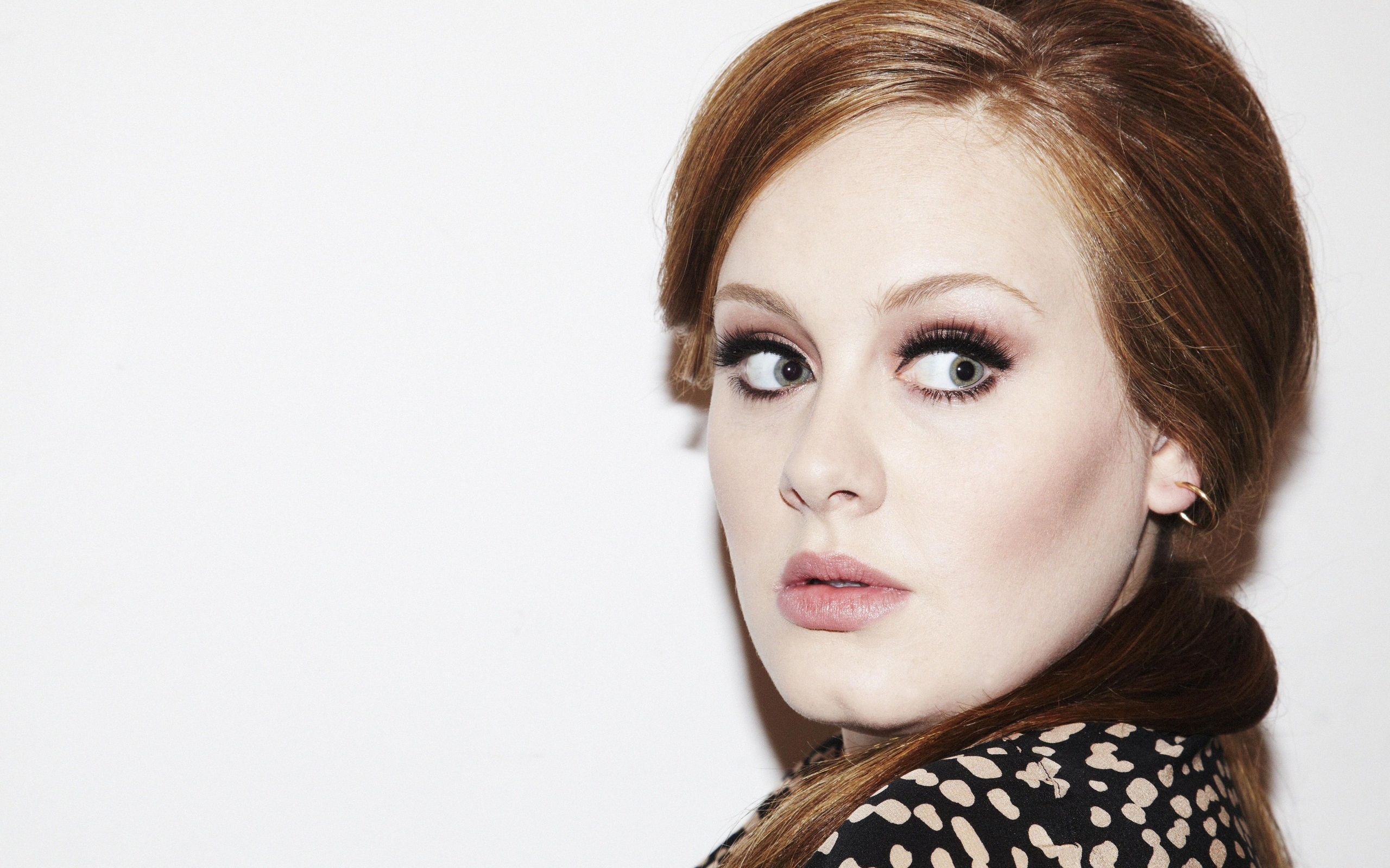 Adele HD Wallpaper