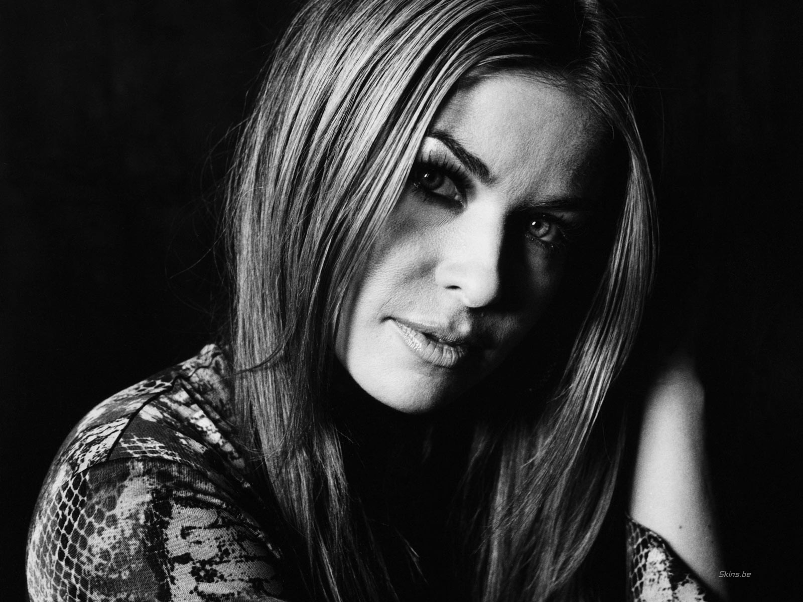 Carmen Electra HD Wallpaper