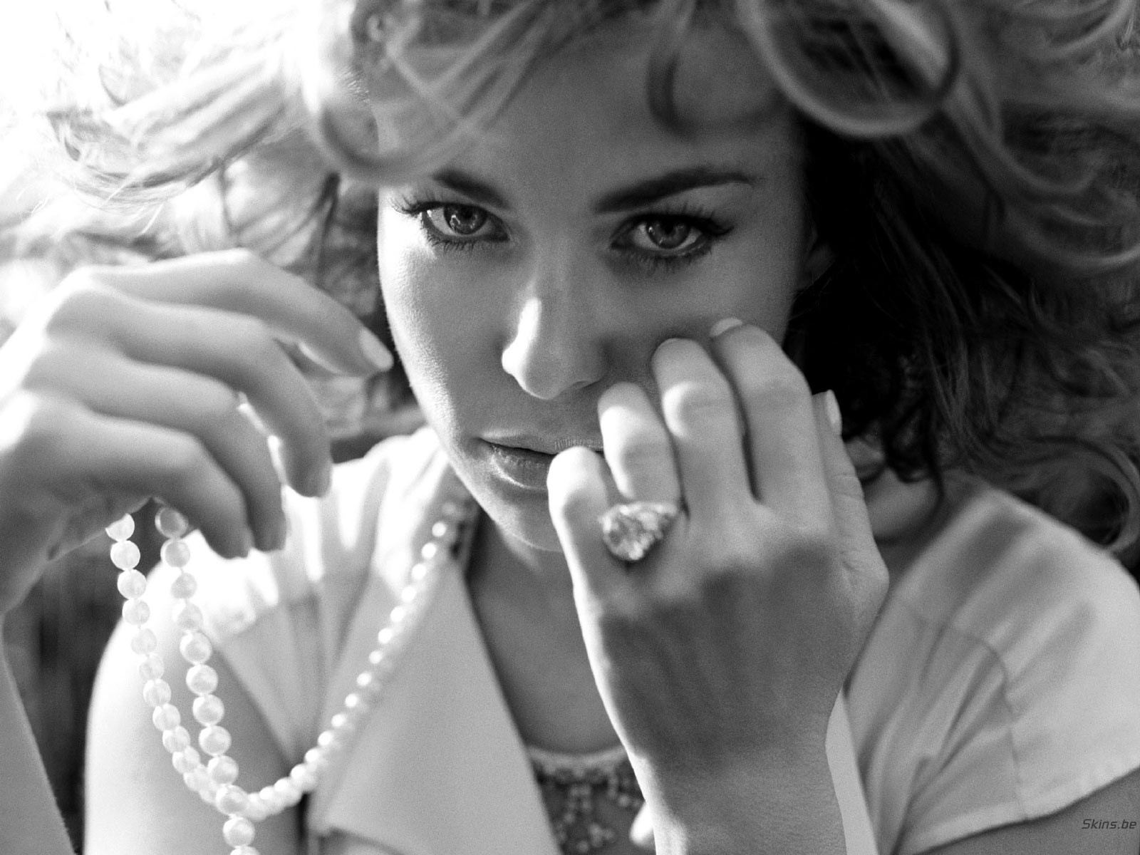 Carmen Electra HD Wallpaper
