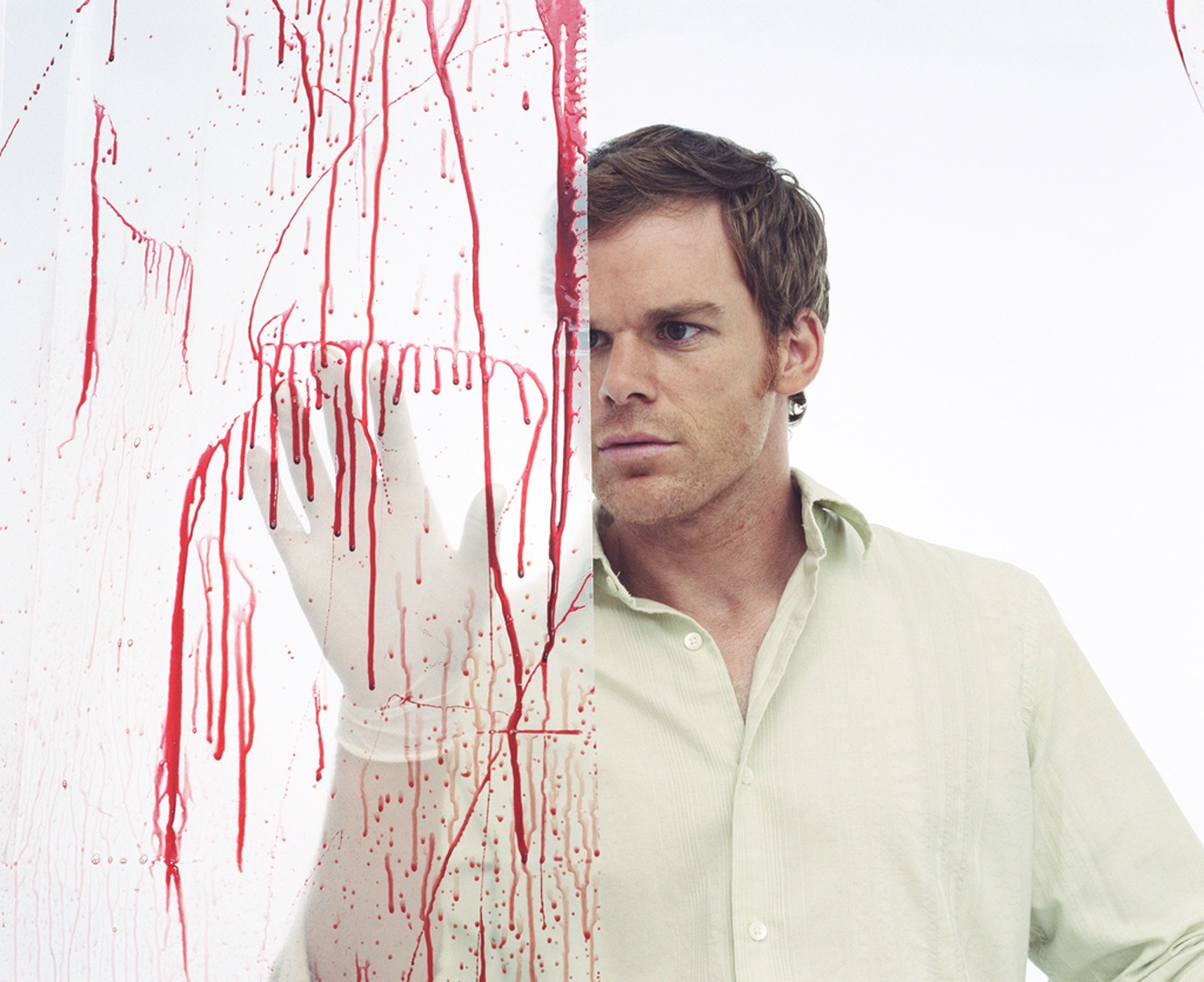 Michael C. Hall behind bloody glass HD Wallpaper
