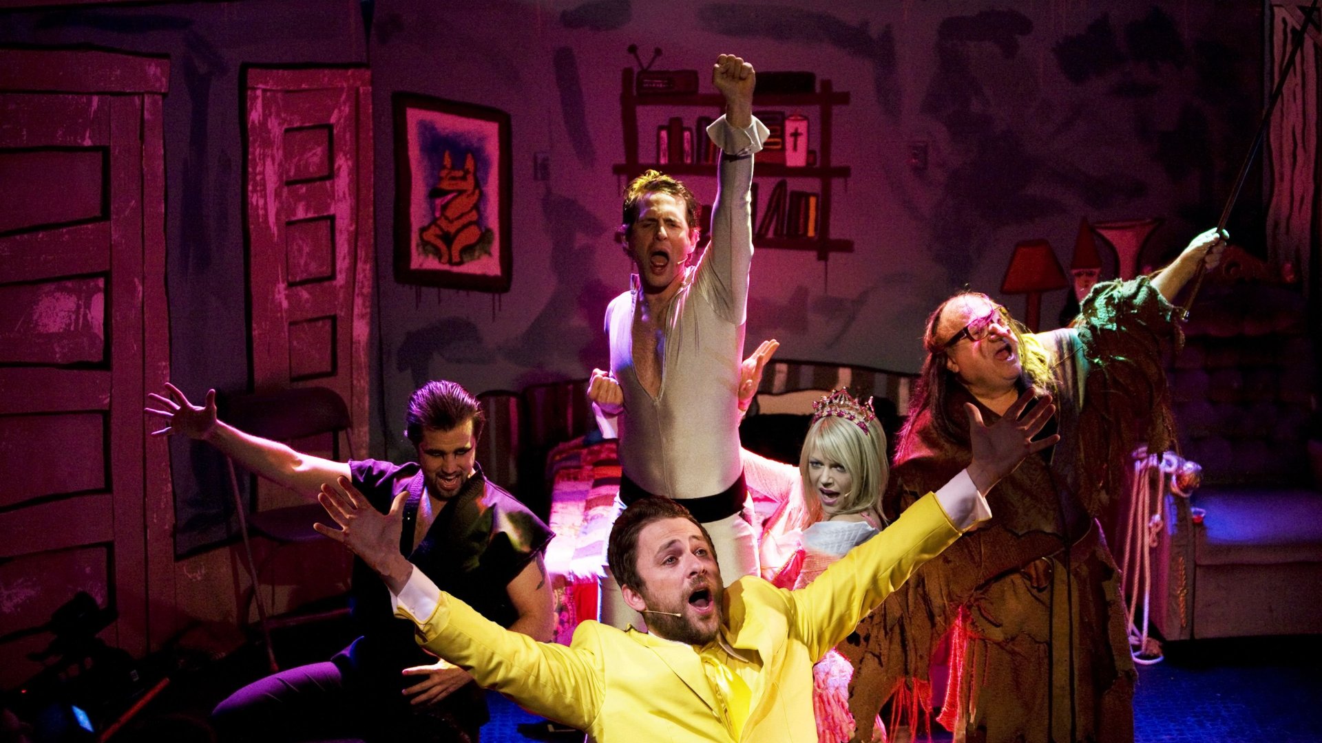 Kaitlin Olson and cast in a stage production HD Wallpaper