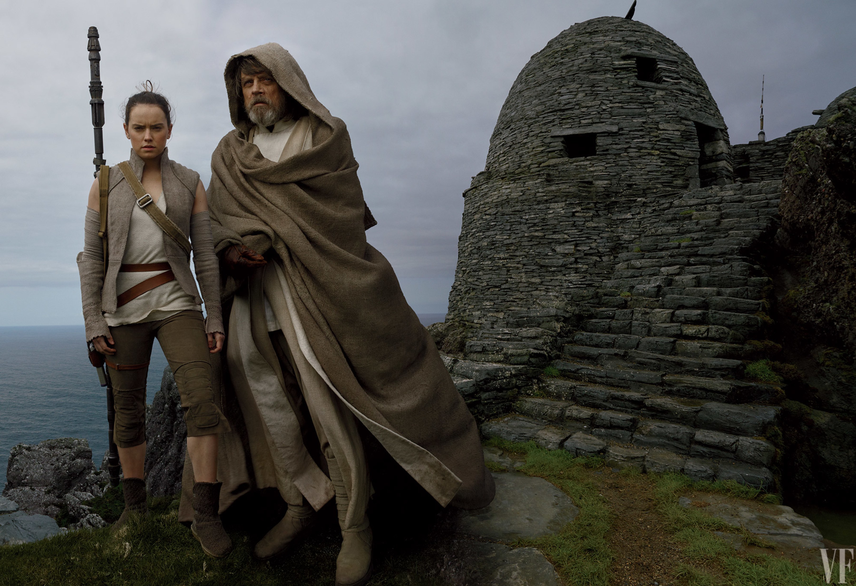 Rey and Luke Skywalker from Star Wars on Skellig Michael HD Wallpaper
