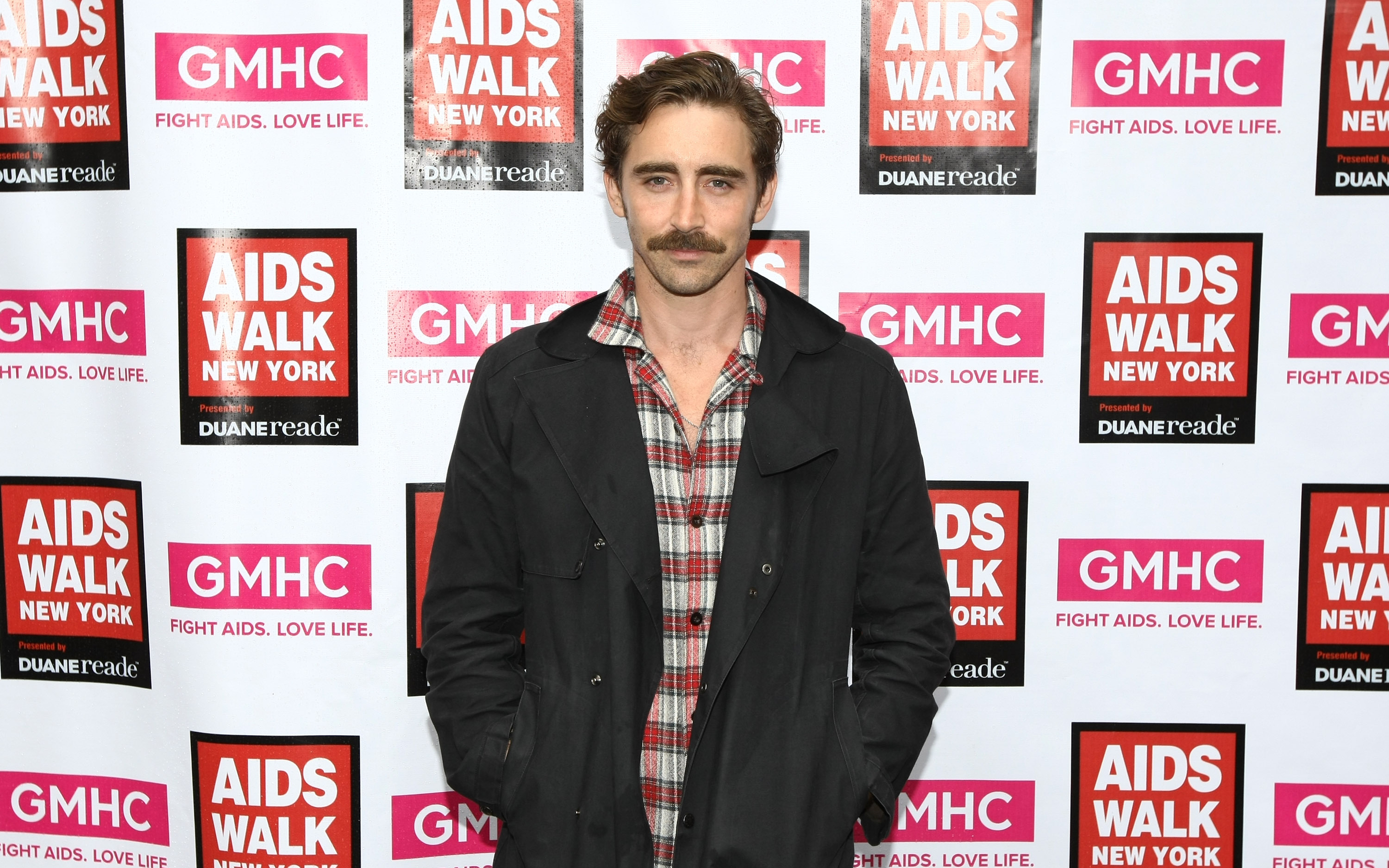 Lee Pace at AIDS Walk New York HD Wallpaper