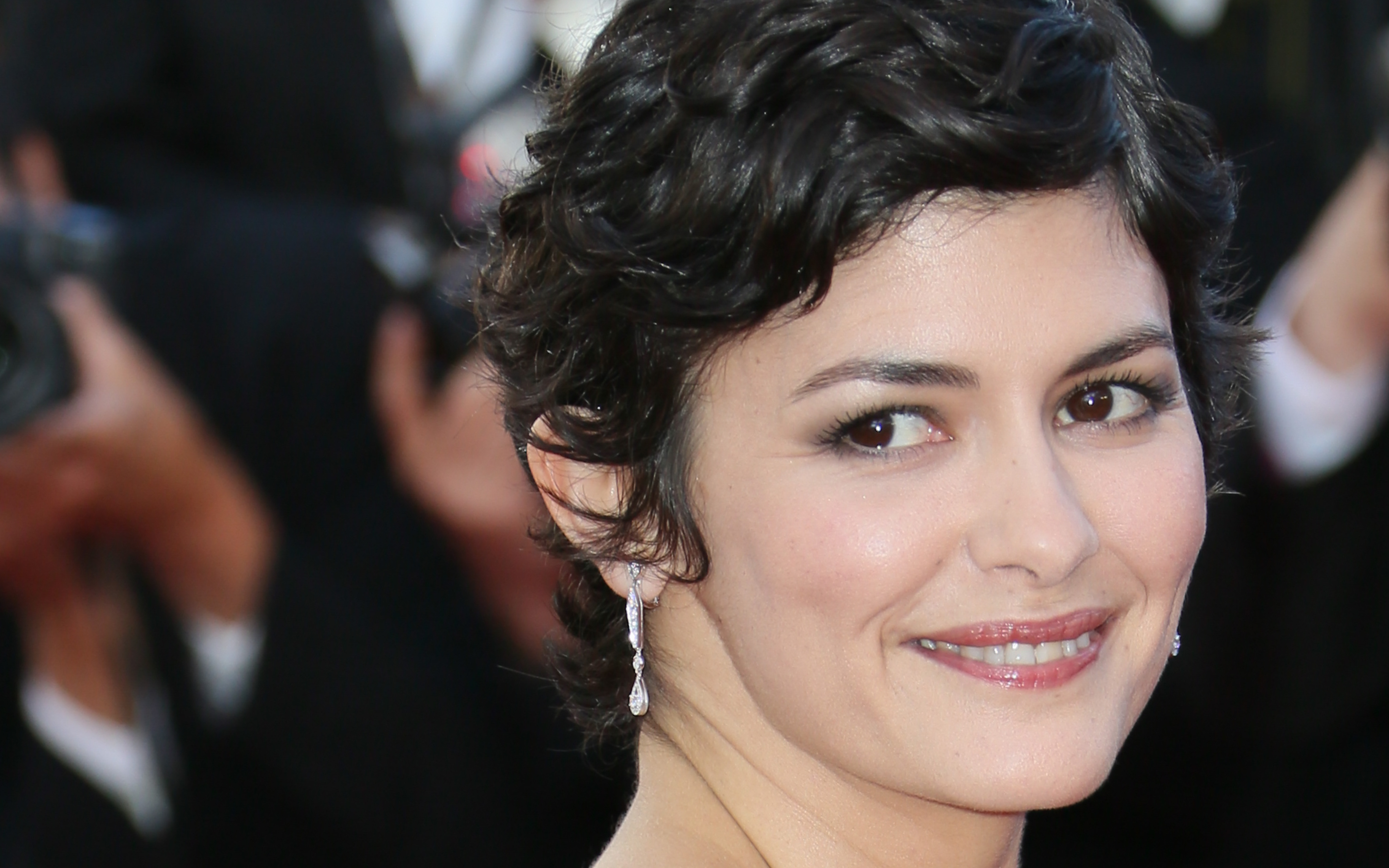 Audrey Tautou HD Wallpaper