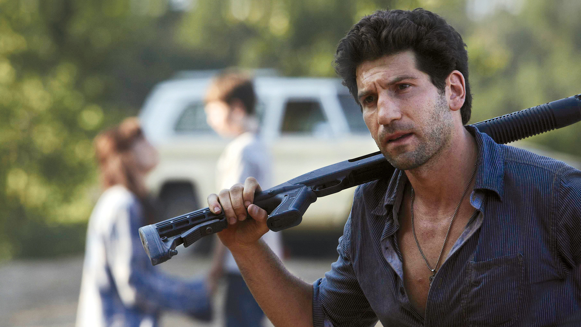 Shane Walsh from The Walking Dead holding a shotgun HD Wallpaper