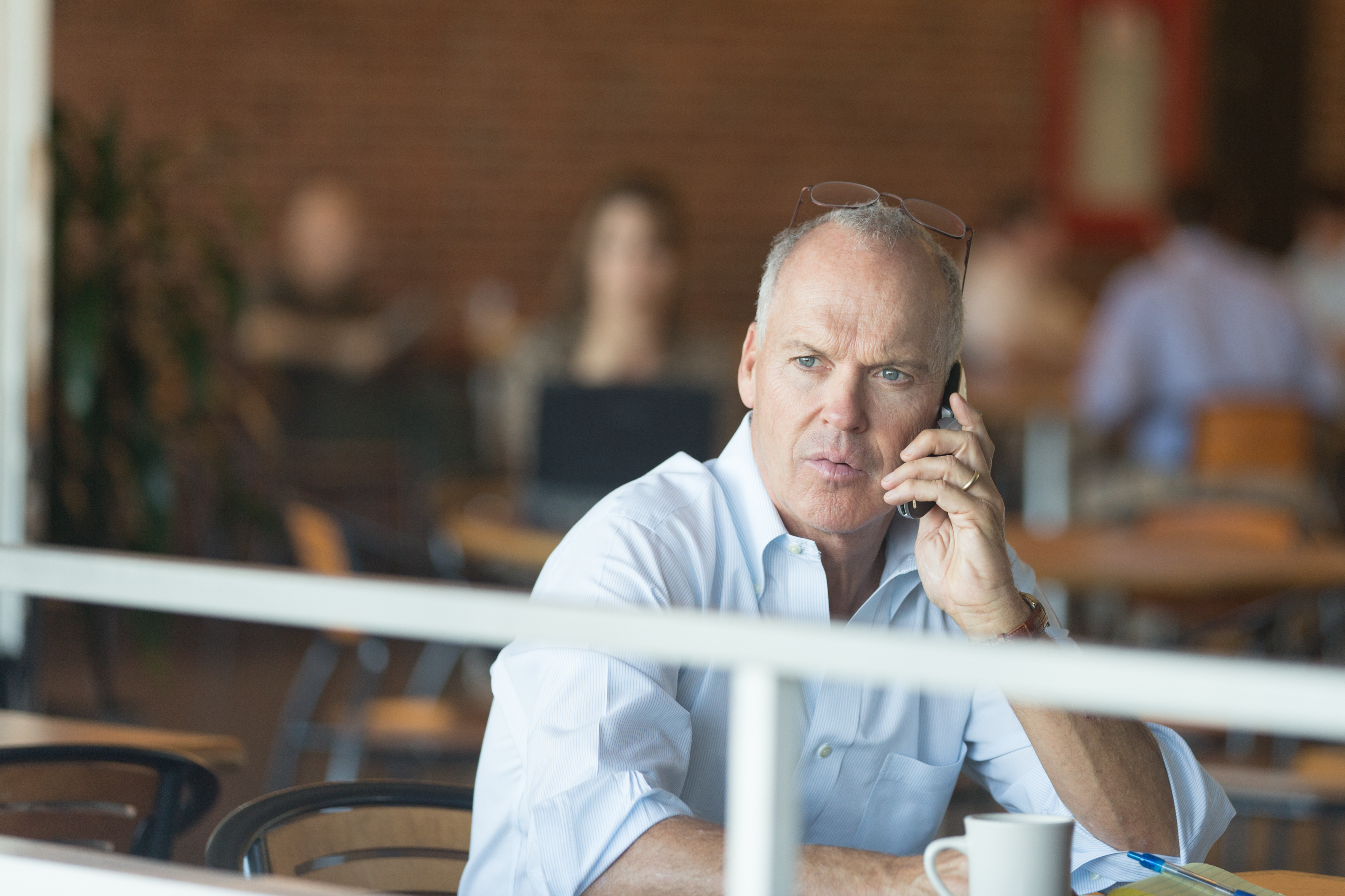 Michael Keaton on the phone HD Wallpaper