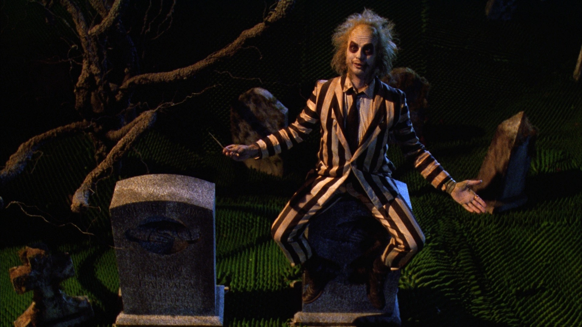 Beetlejuice from Beetlejuice HD Wallpaper
