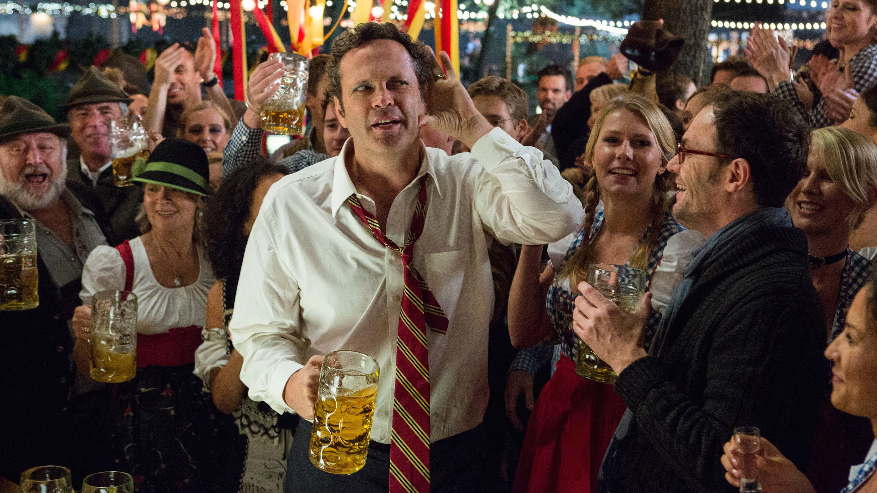Vince Vaughn at Oktoberfest HD Wallpaper