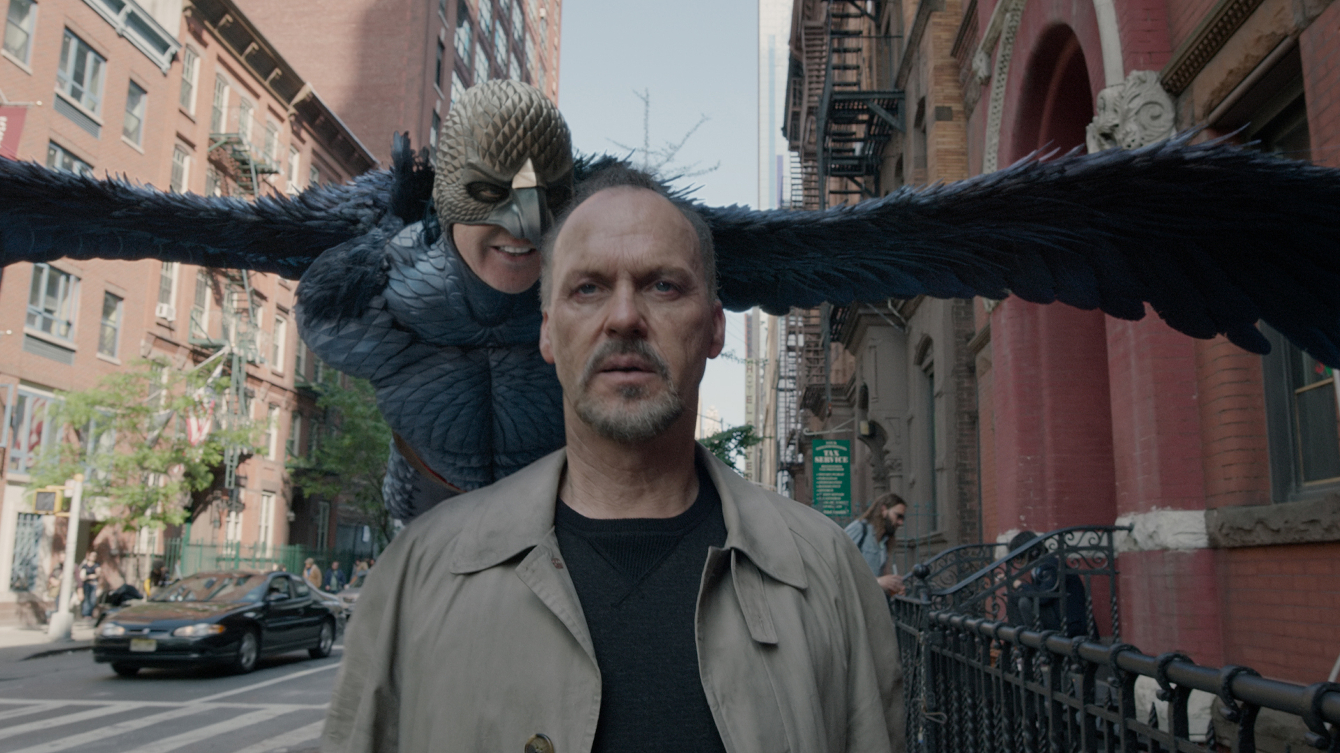 Michael Keaton as Birdman in New York City HD Wallpaper