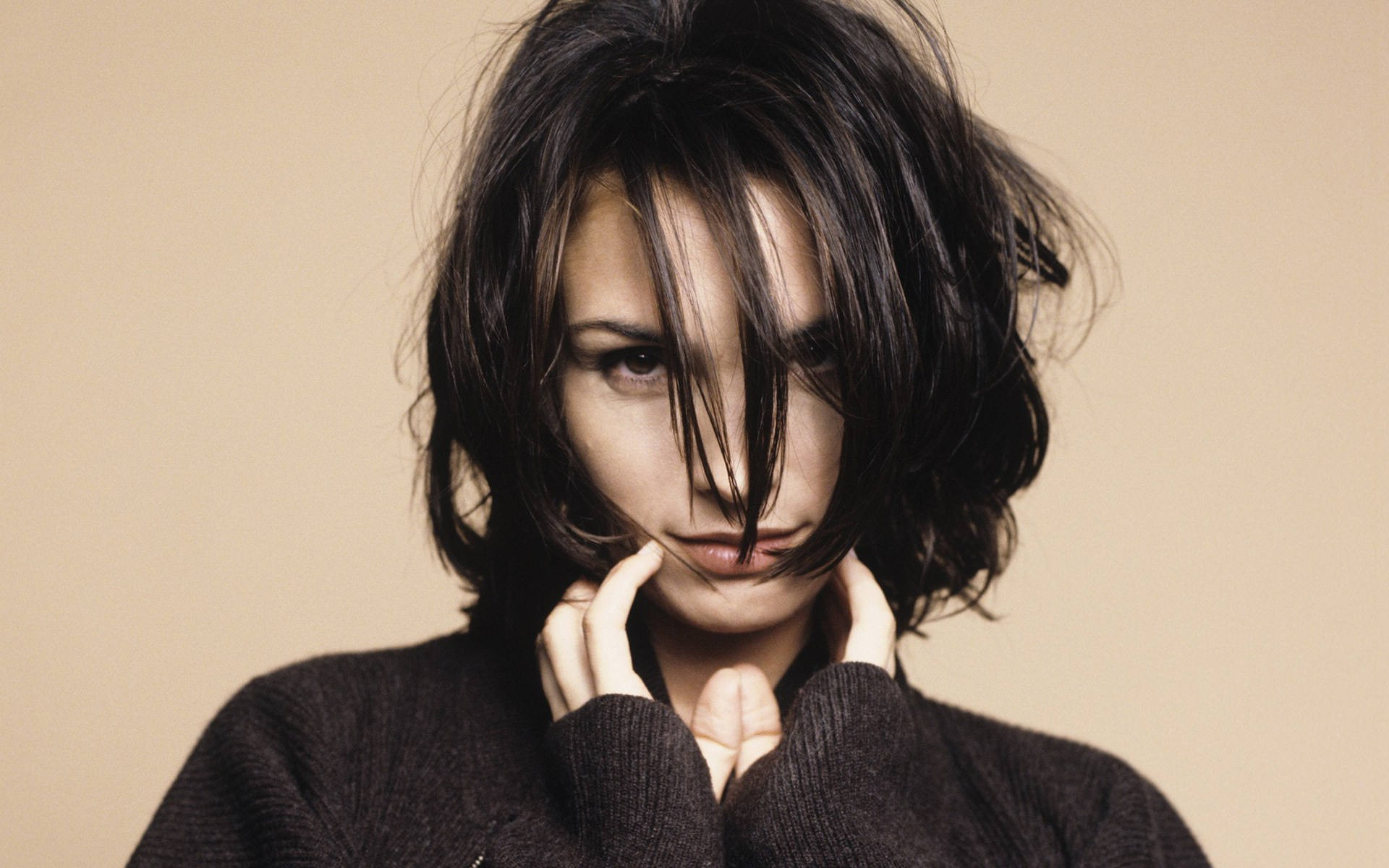 Famke Janssen HD Wallpaper