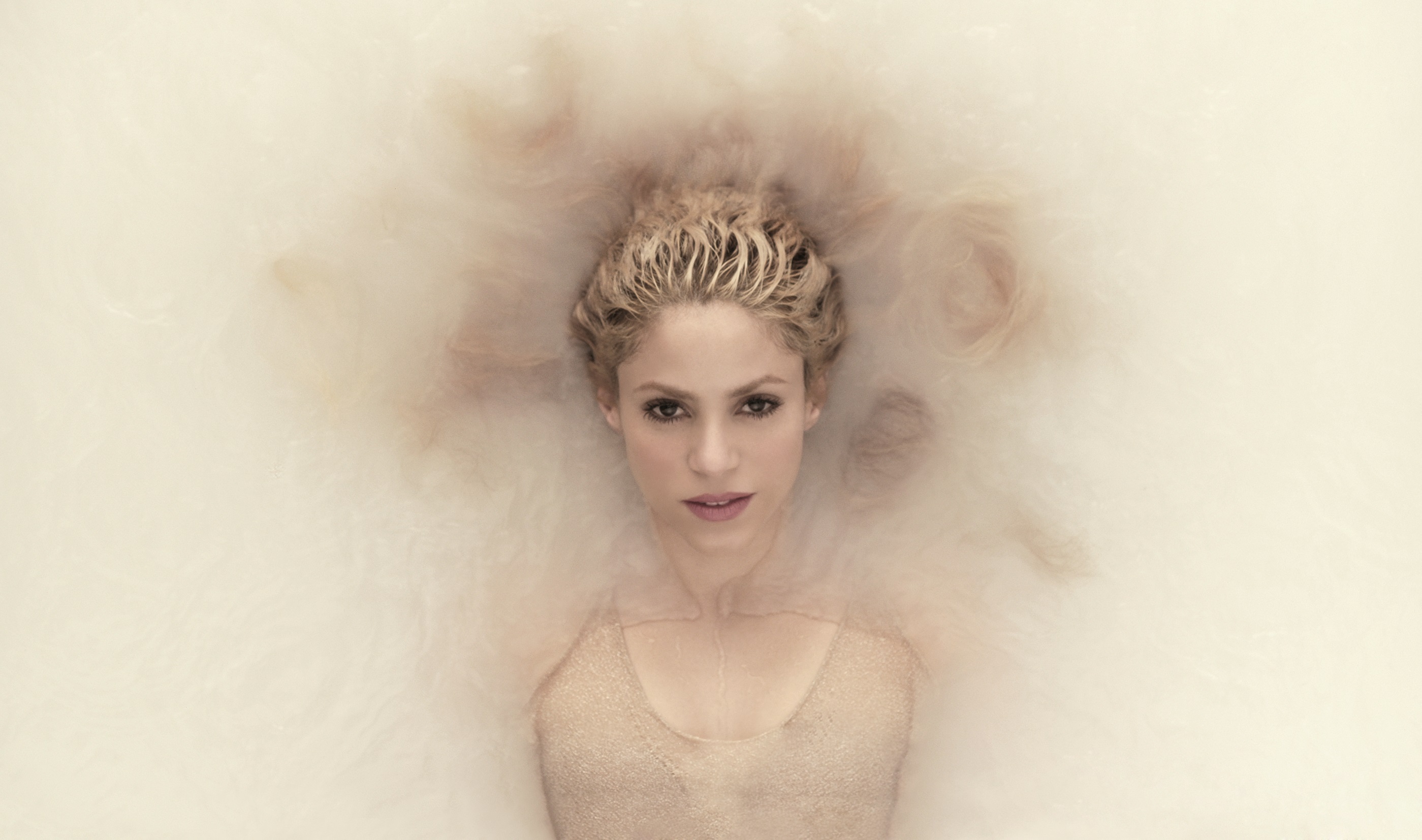 Shakira in milky water HD Wallpaper