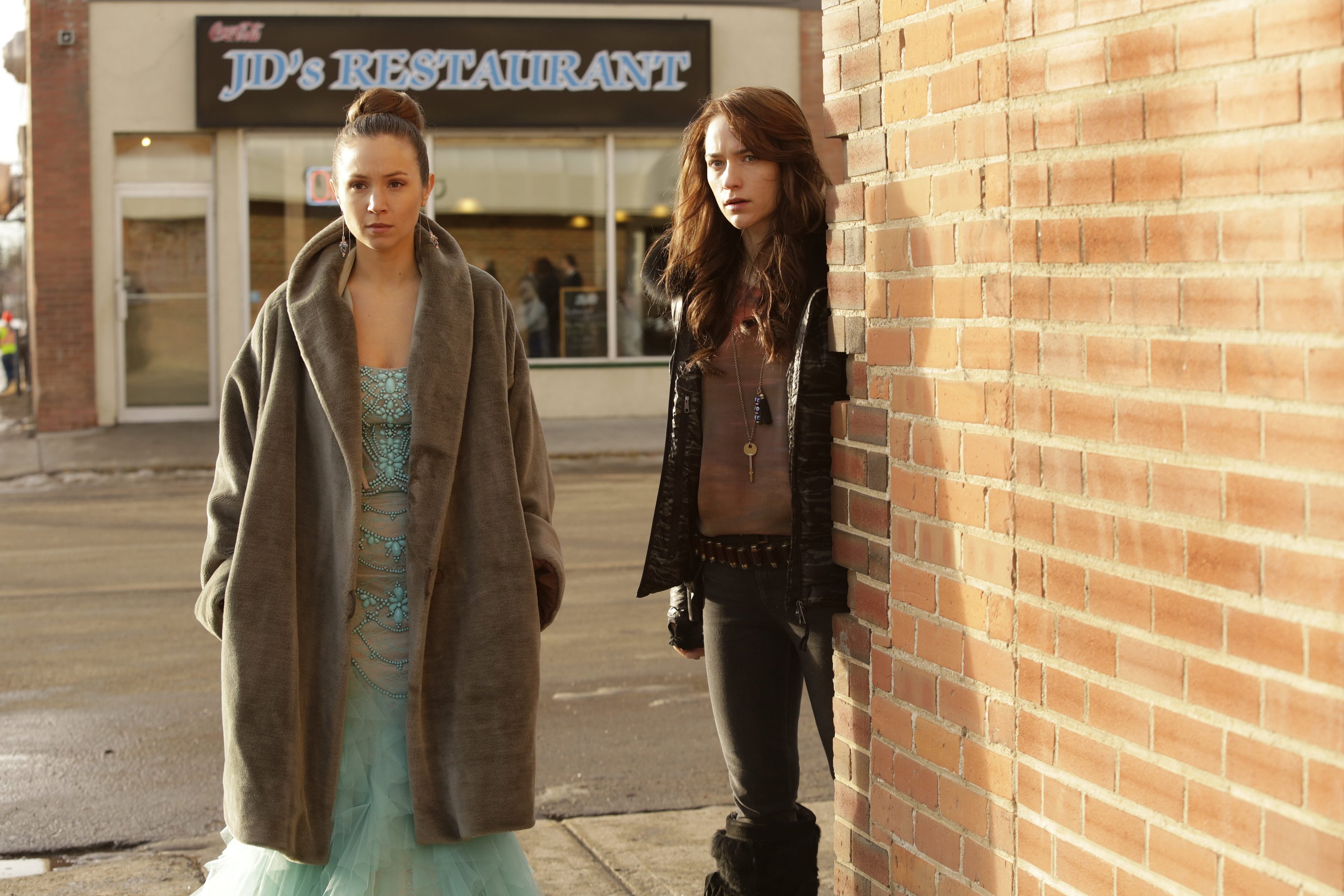 Melanie Scrofano and another woman outside JD's Restaurant HD Wallpaper