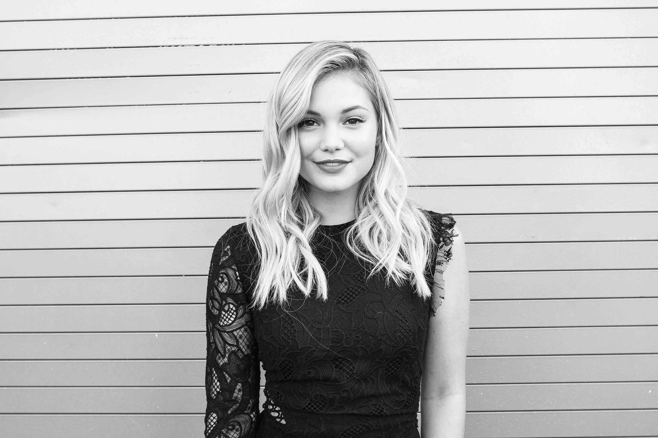 Olivia Holt HD Wallpaper