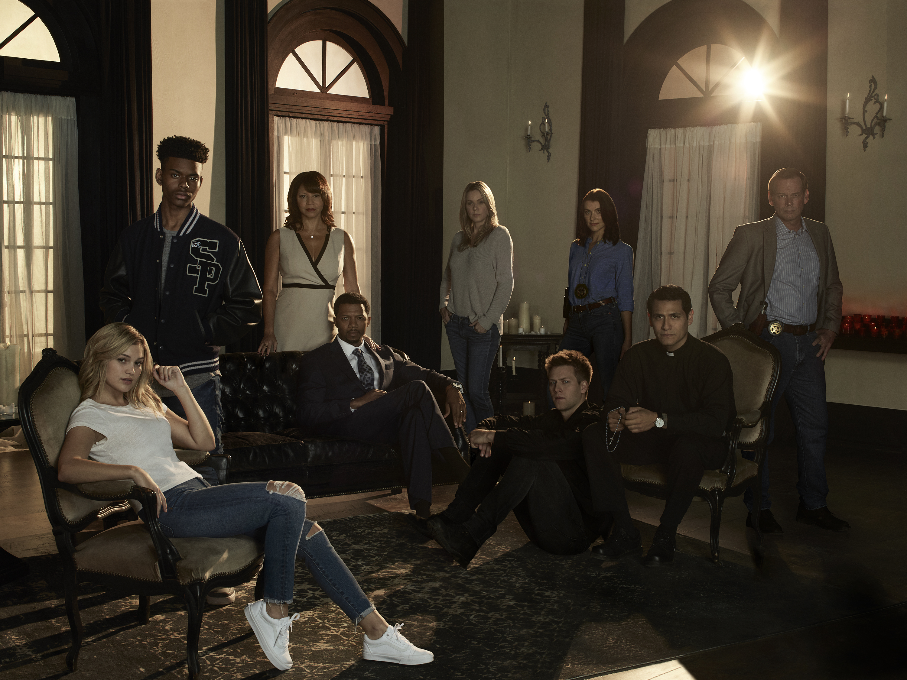 Olivia Holt and cast of Cruel Summer HD Wallpaper
